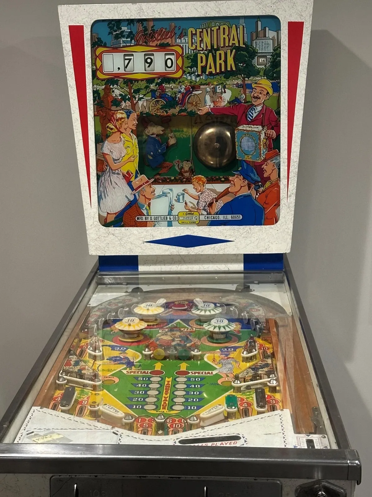 Gottlieb 'Central Park' Pinball Machine