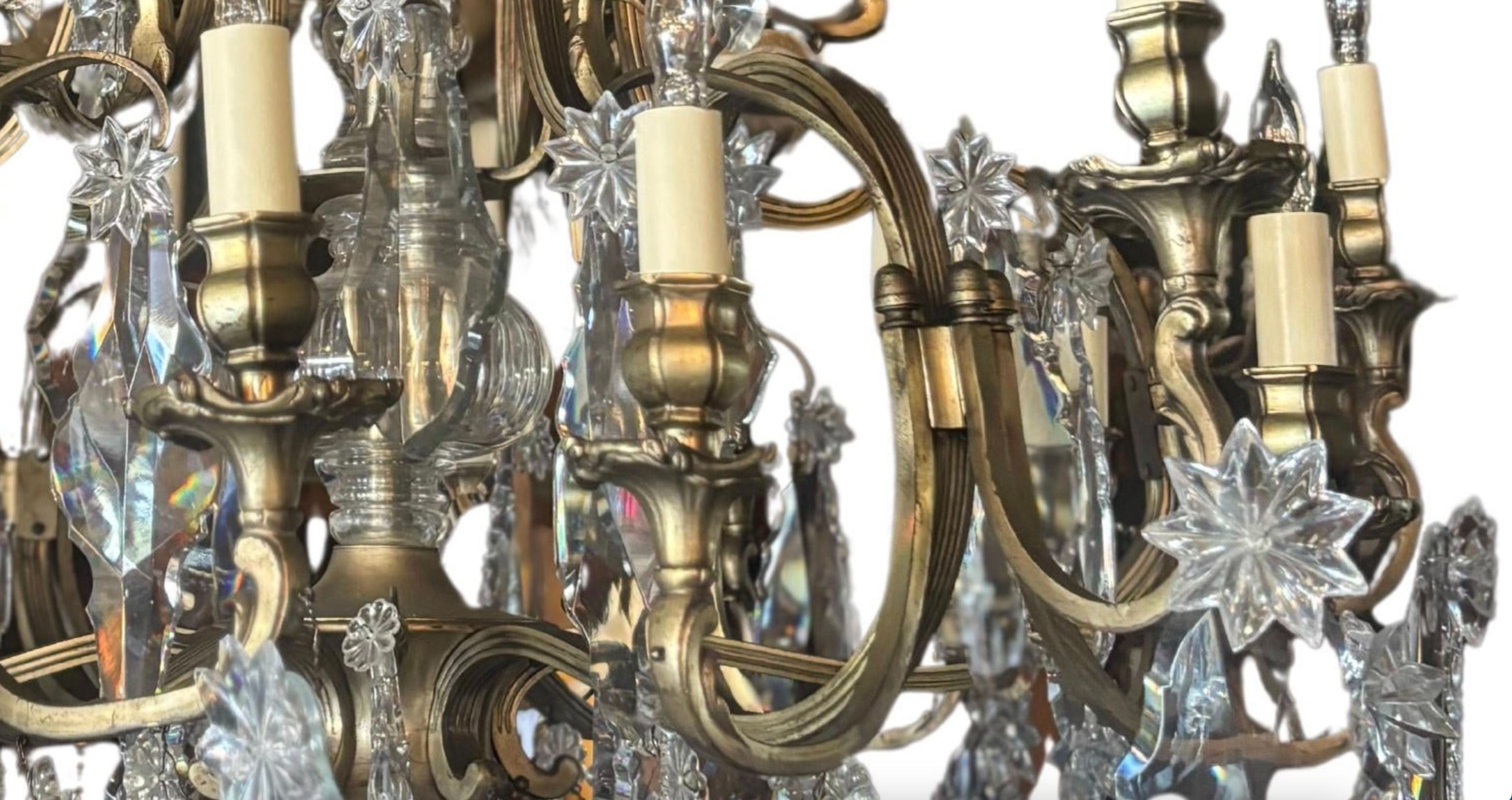 French Louis XV Style Gilt Bronze and Cut Crystal Chandelier thumbnail 4