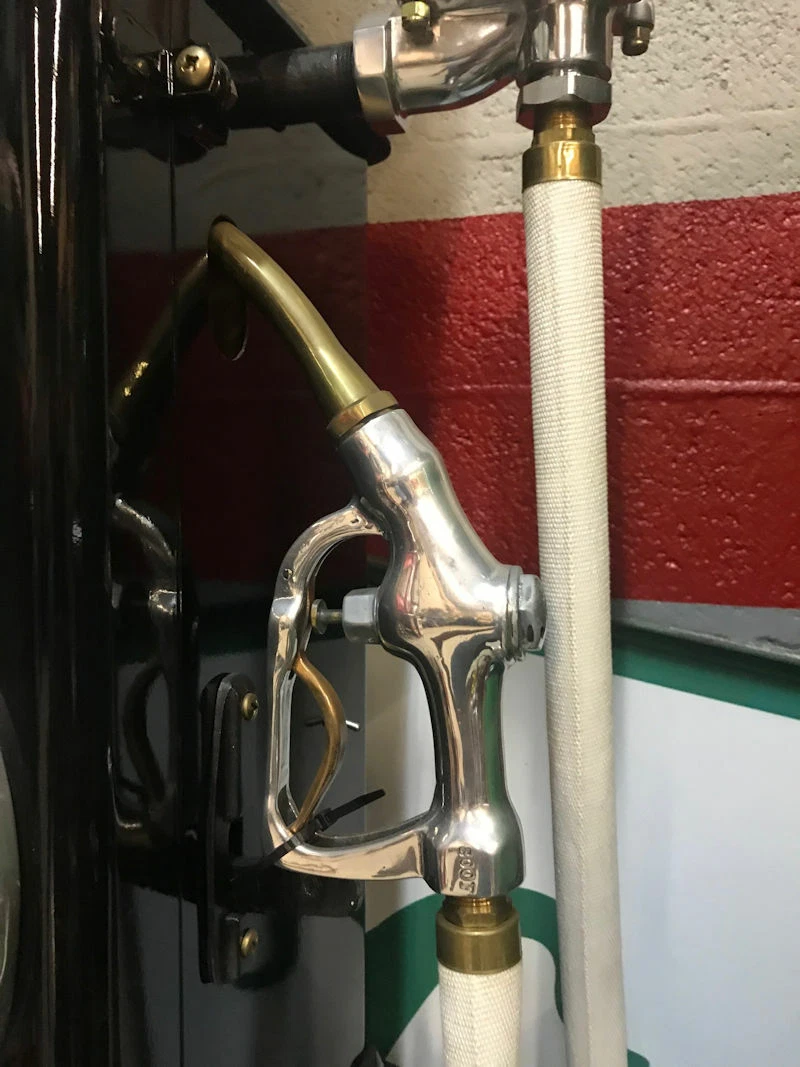 American Art Deco Style Cast Iron Bennett Visible Gas Pump in Signal Gasoline Livery thumbnail 9