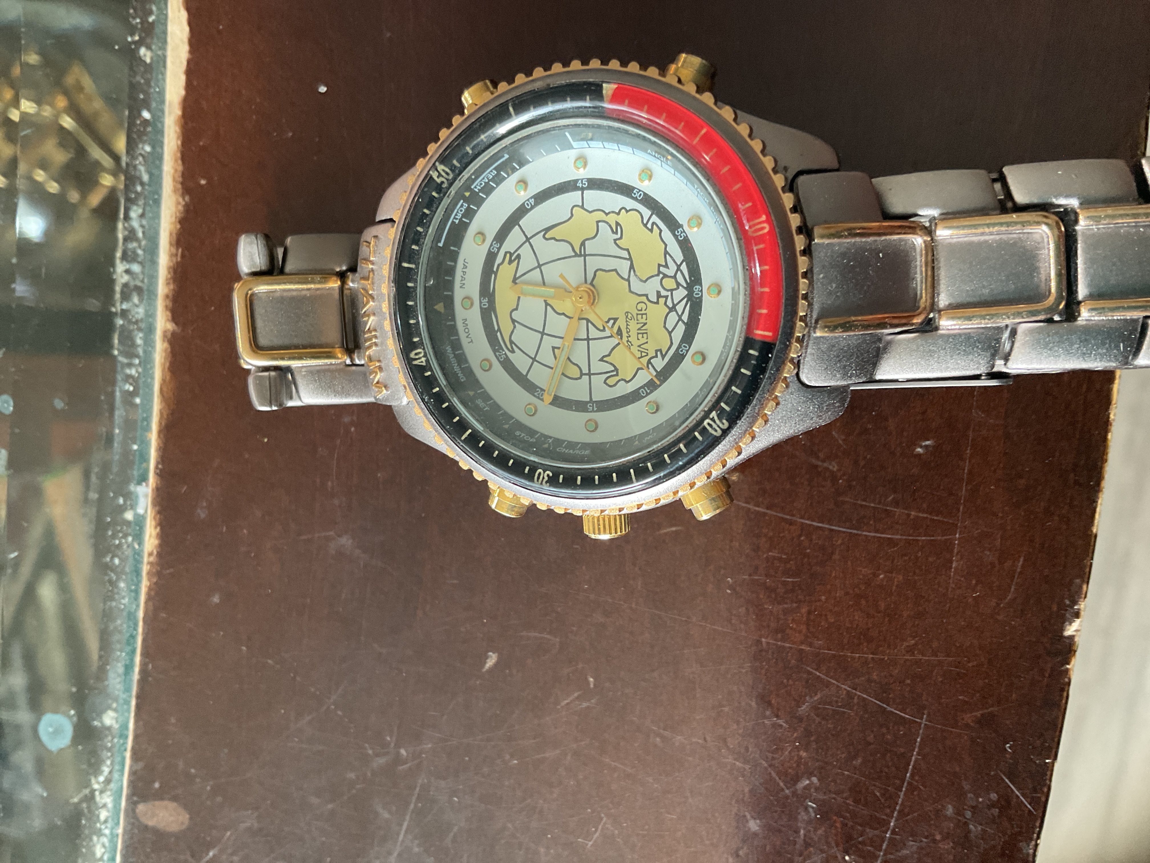 Geneva Quartz World Map Motif Stainless Steel Wristwatch