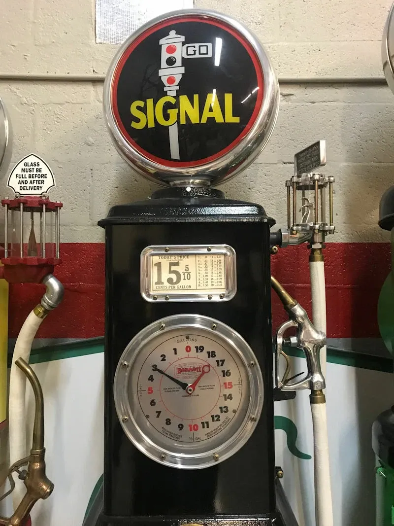 American Signal Gasoline Bennett Visible-Style Gas Pump thumbnail 9
