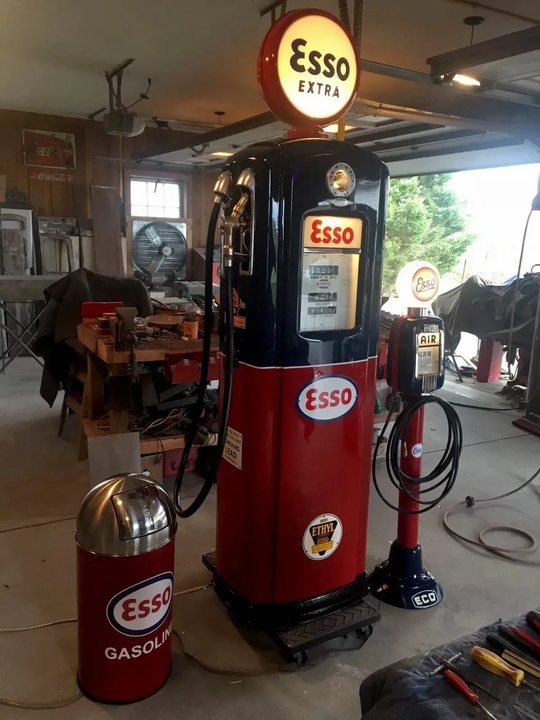 Restored Vintage Eco Tireflator Air Meter in Esso Livery