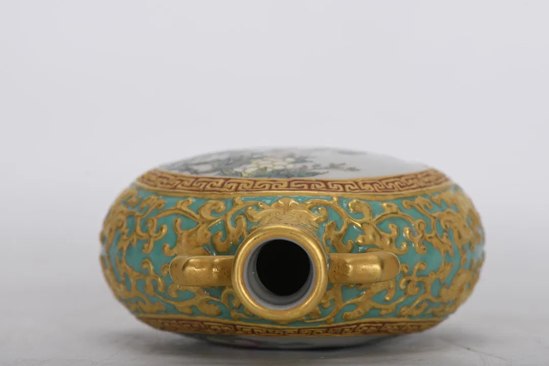 Chinese Qing Style Porcelain Moon Flask thumbnail 6