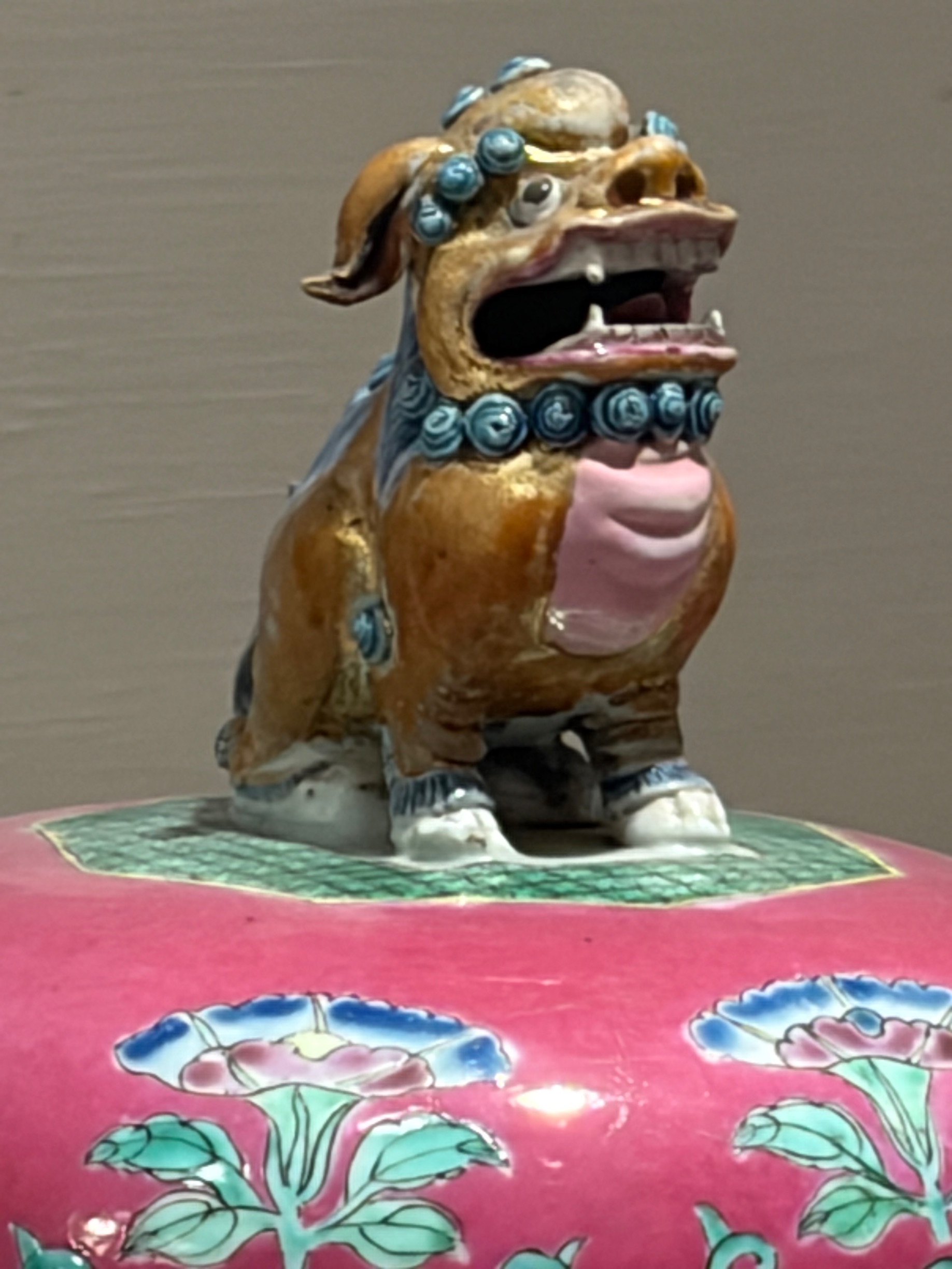 Chinese Famille Rose Style Porcelain Covered Temple Jar with Buddhist Lion Finial thumbnail 4