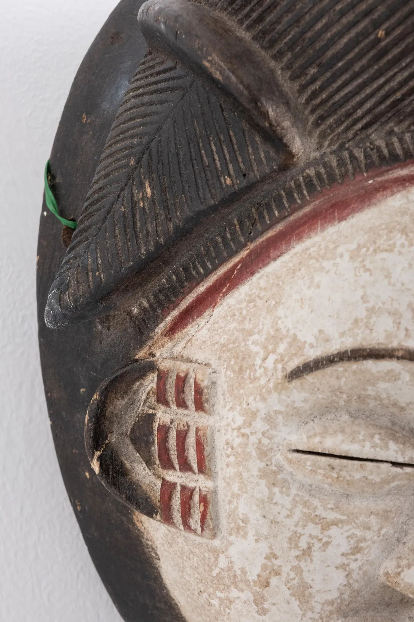 Gabon Punu Tribe Polychrome Wooden Mask thumbnail 3