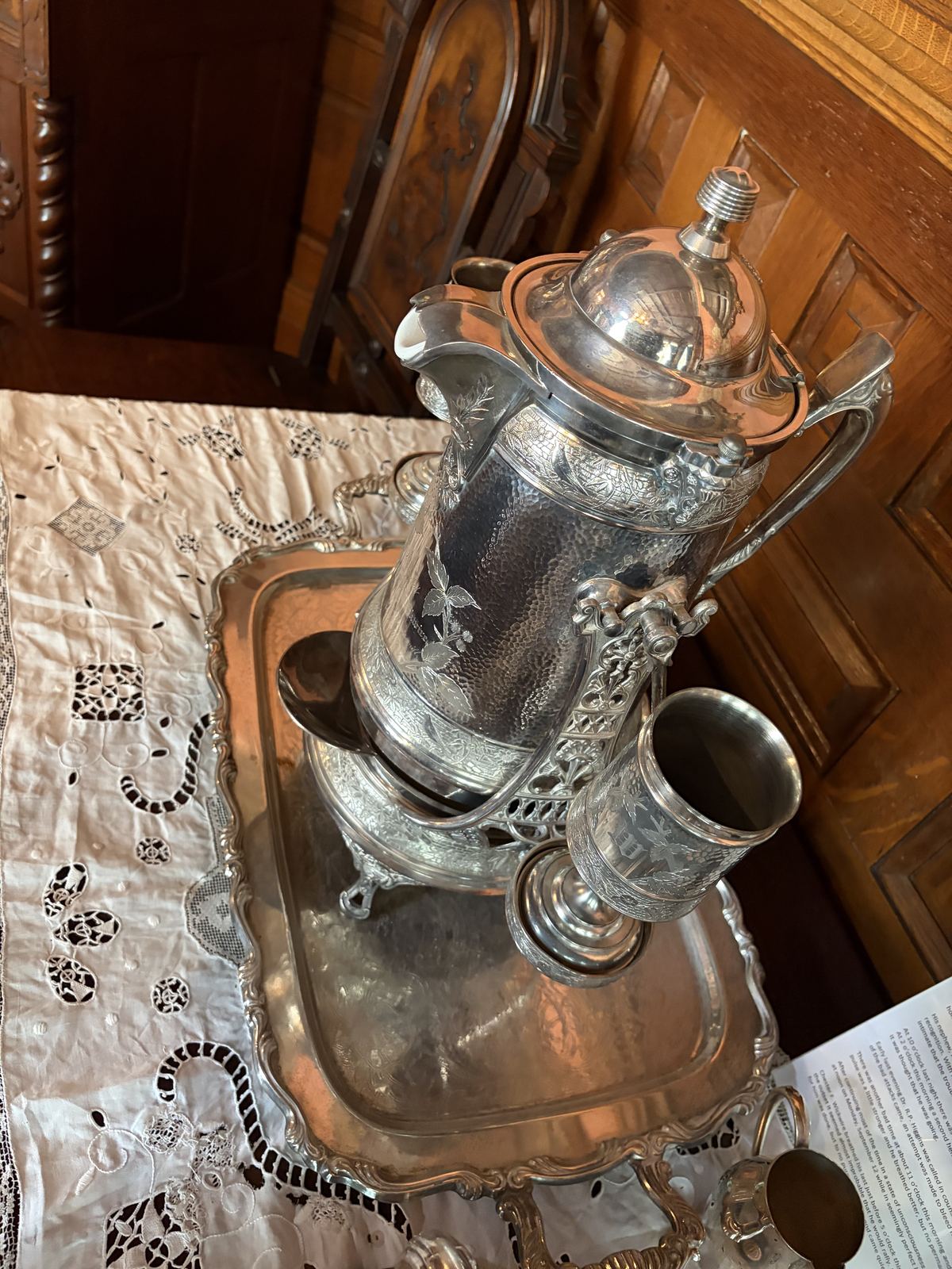 American Aesthetic Movement Period Silver-Plated Tilting Ice Water Pitcher Set thumbnail 6