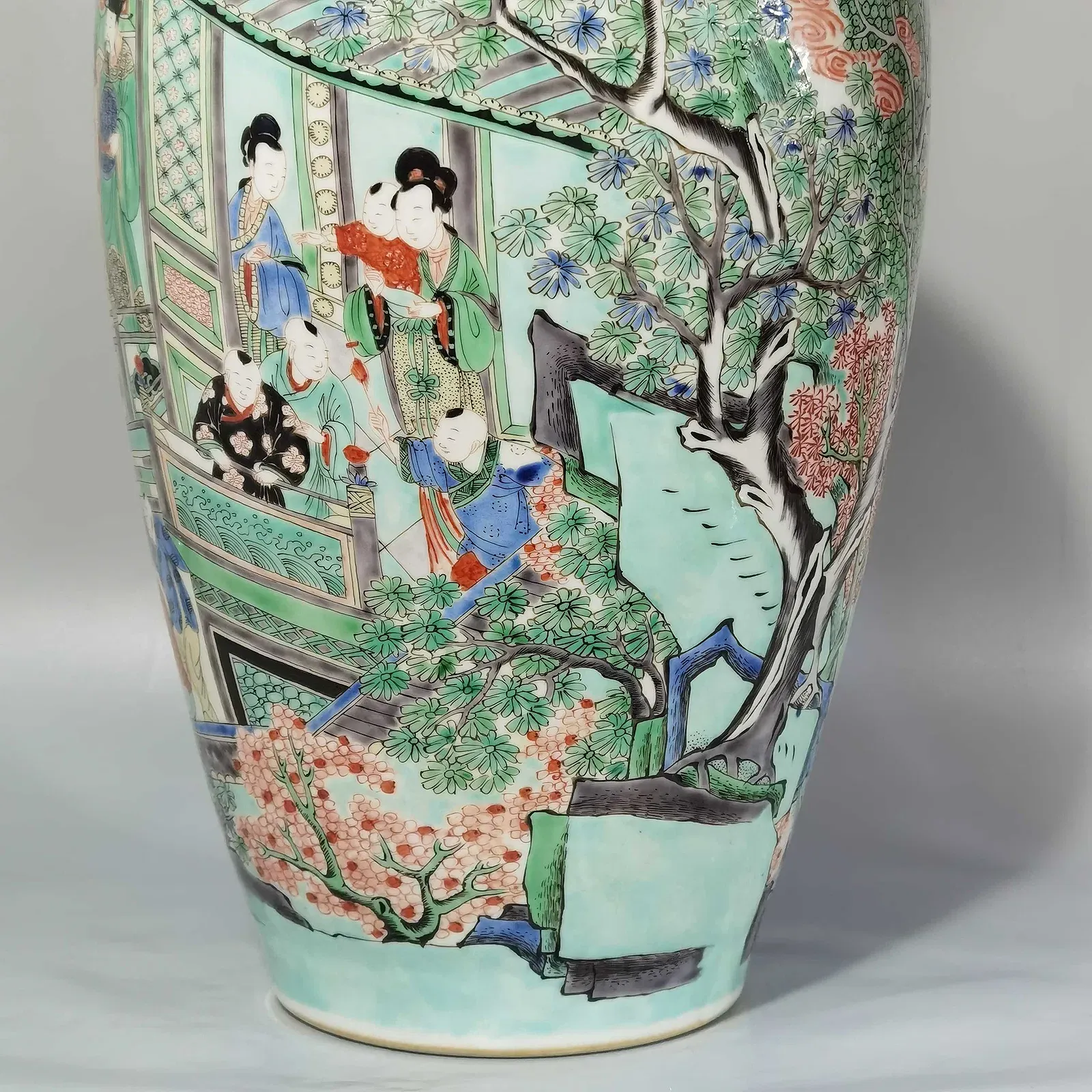 Chinese Kangxi Style Famille Verte Porcelain Baluster Vase thumbnail 8