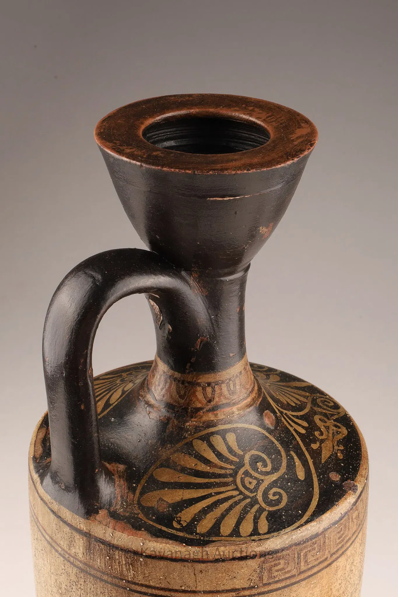 Attic Black-Figure Lekythos with Athena and Poseidon thumbnail 5