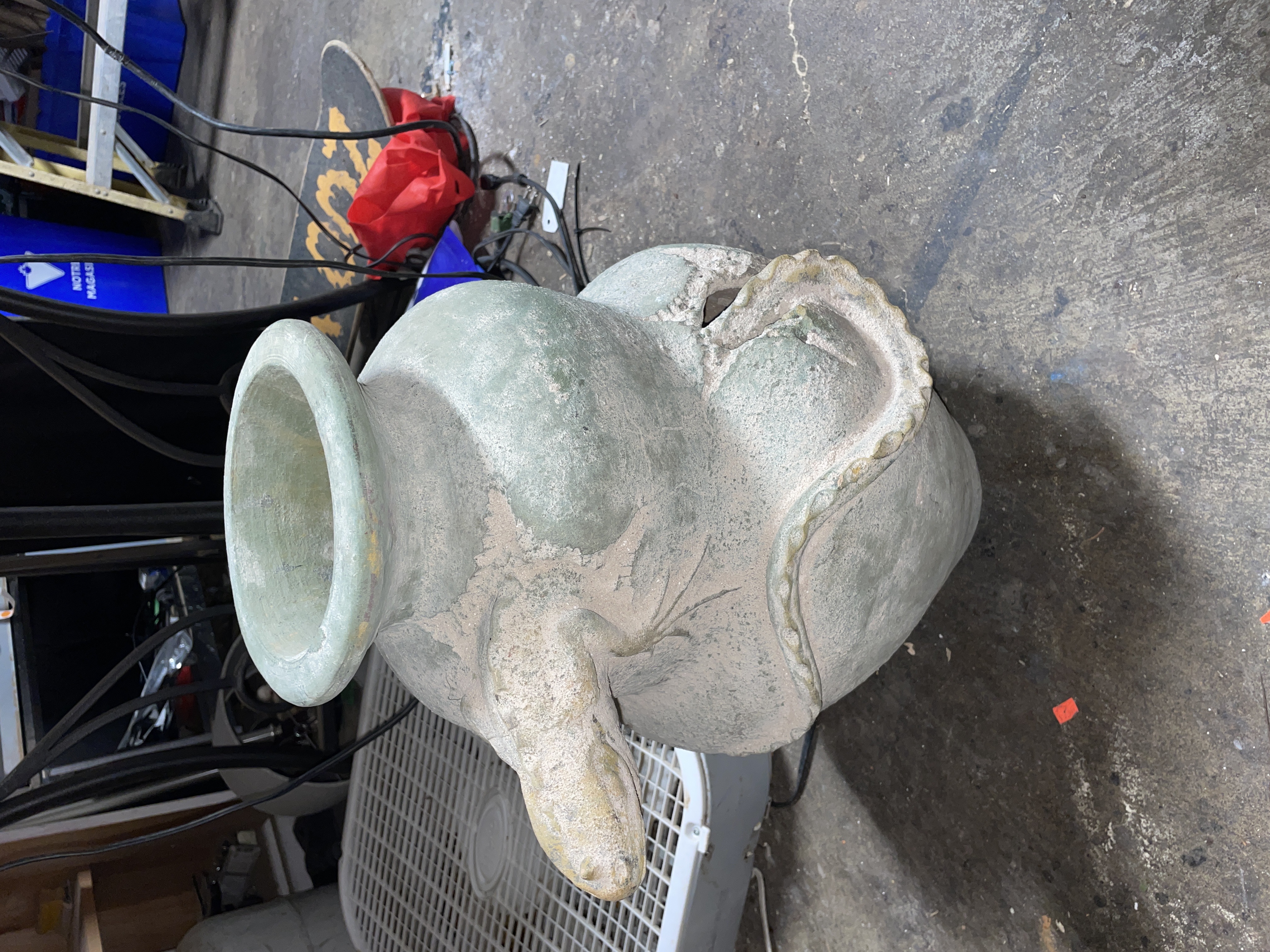 Modern Artistic Amphora-Form Ceramic Vase with Lizard Relief