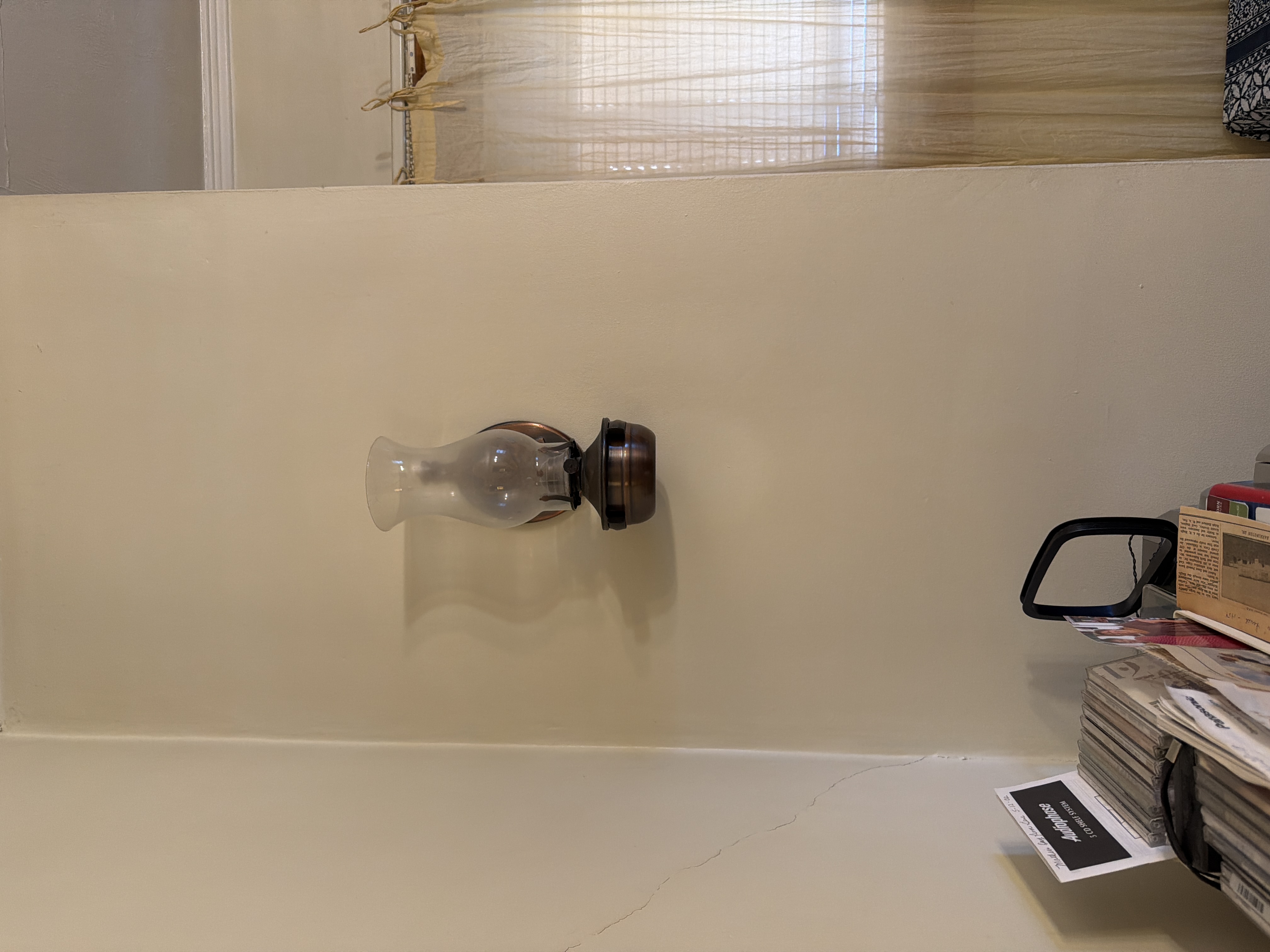 Victorian-Style Wall Oil Lamp