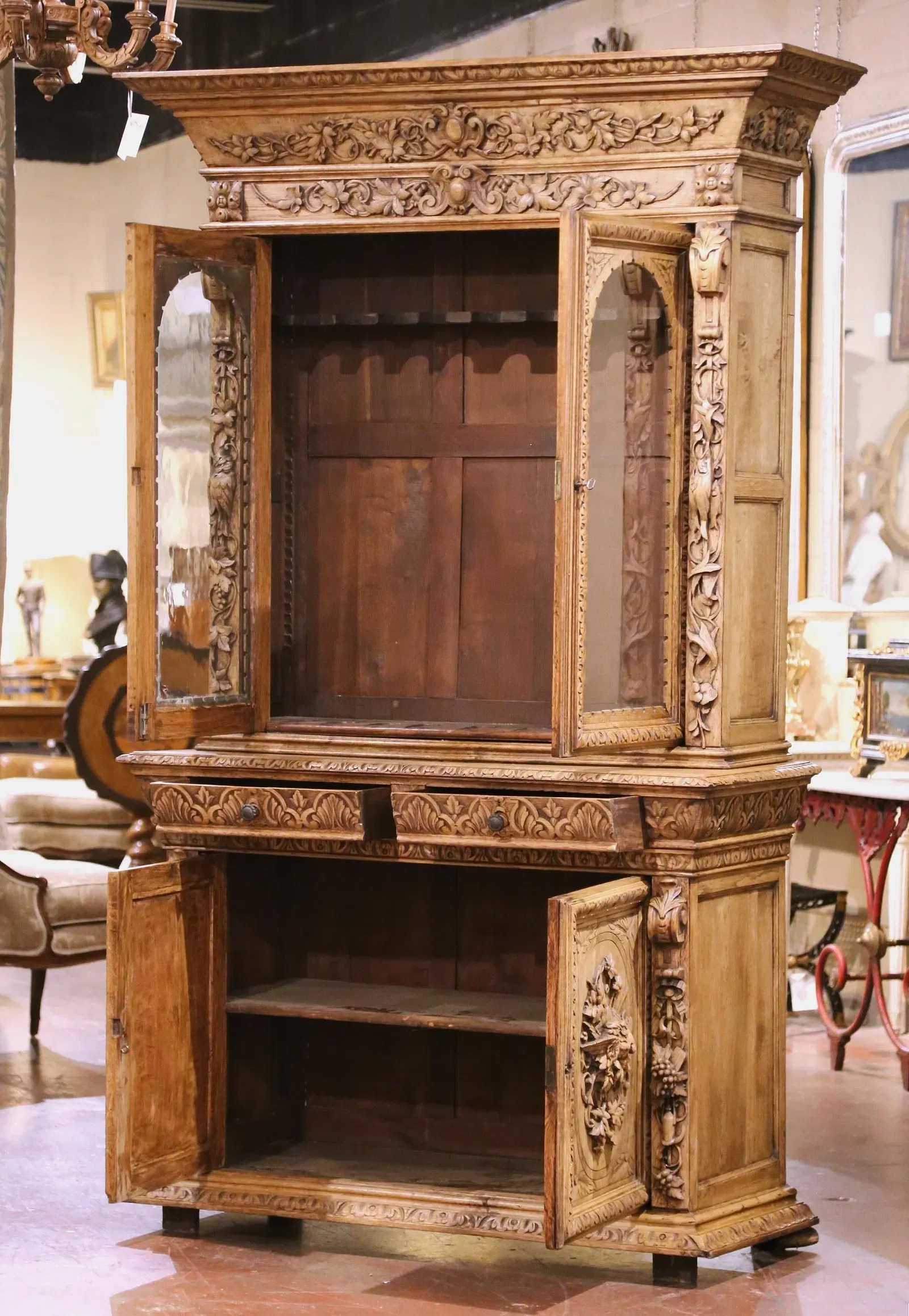 French Renaissance Revival Carved Walnut Hunt Cabinet (Armoire à Fusils) thumbnail 3