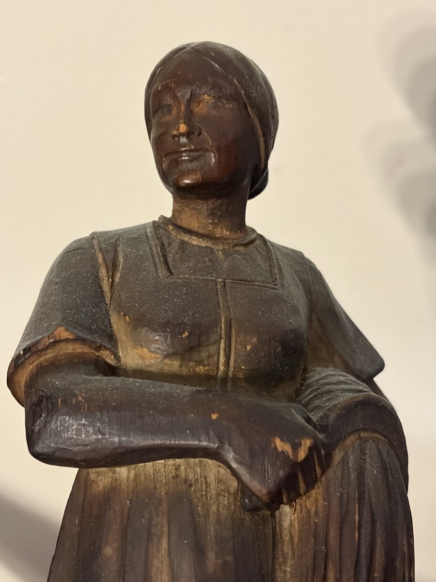 Carved Wood Figure of a Peasant Woman thumbnail 3