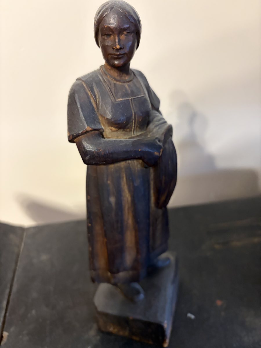 Carved Wood Figure of a Peasant Woman thumbnail 4