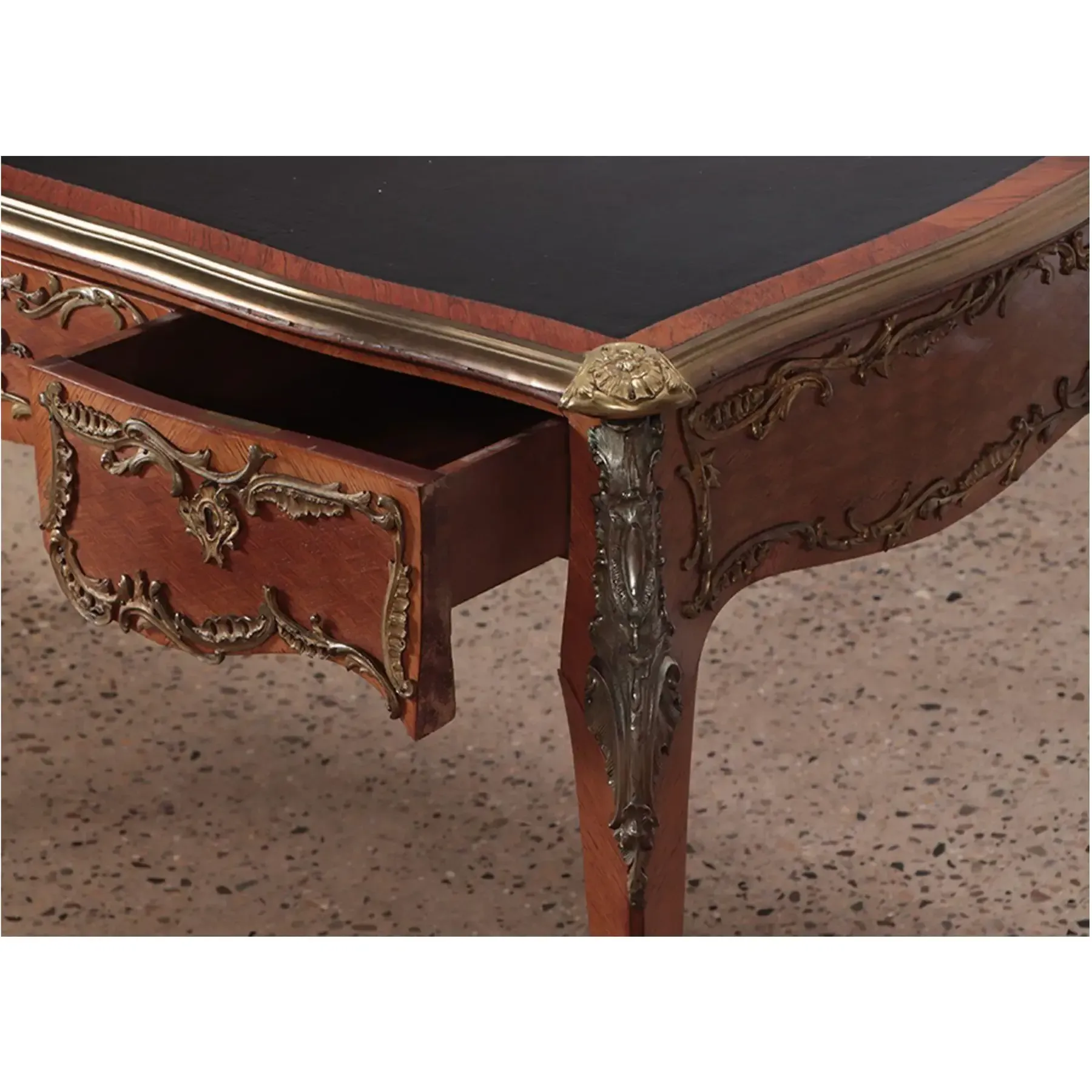 French Louis XV Style Ormolu-Mounted Kingwood Parquetry Writing Desk (Bureau Plat) with Black Leather Top thumbnail 4