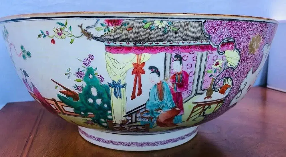 Chinese Famille Rose Porcelain Fish Bowl thumbnail 3