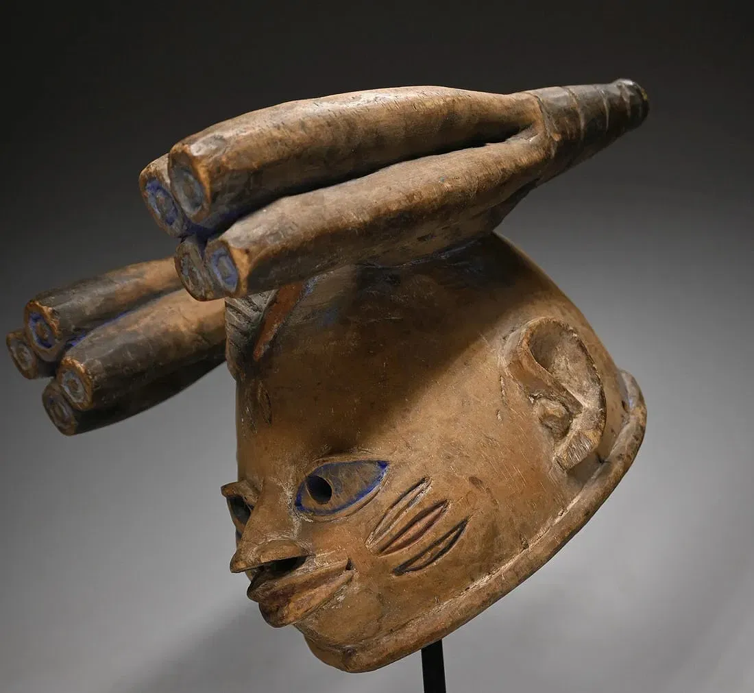 Yoruba Gelede Carved Wood Helmet Mask thumbnail 3