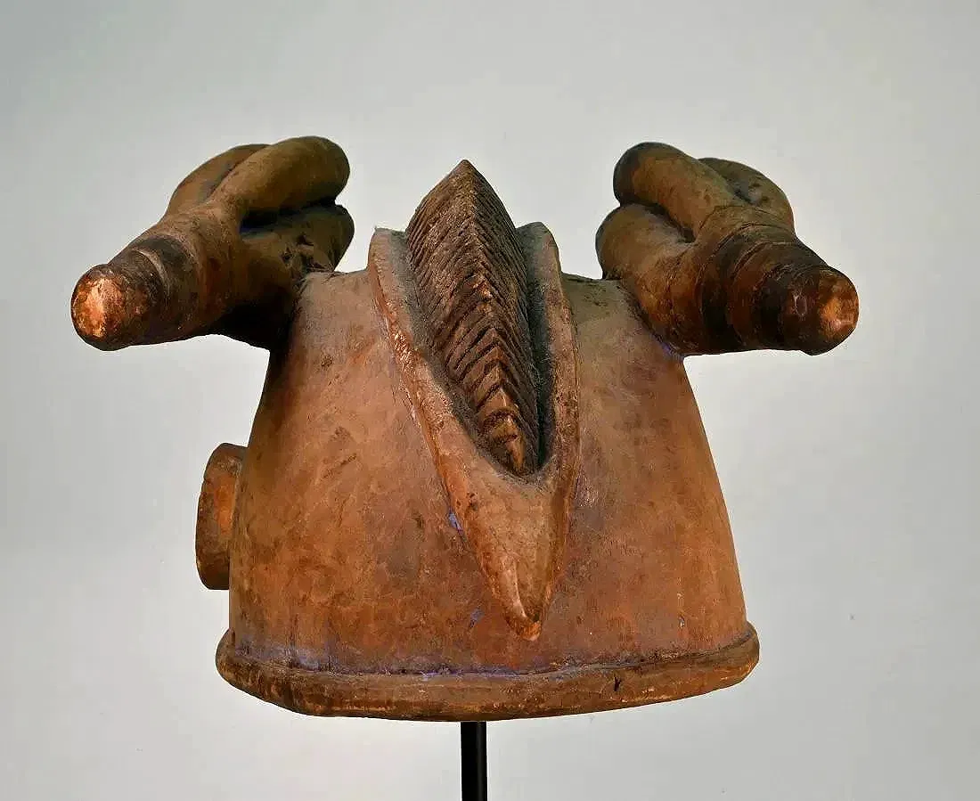 Yoruba Gelede Carved Wood Helmet Mask thumbnail 6
