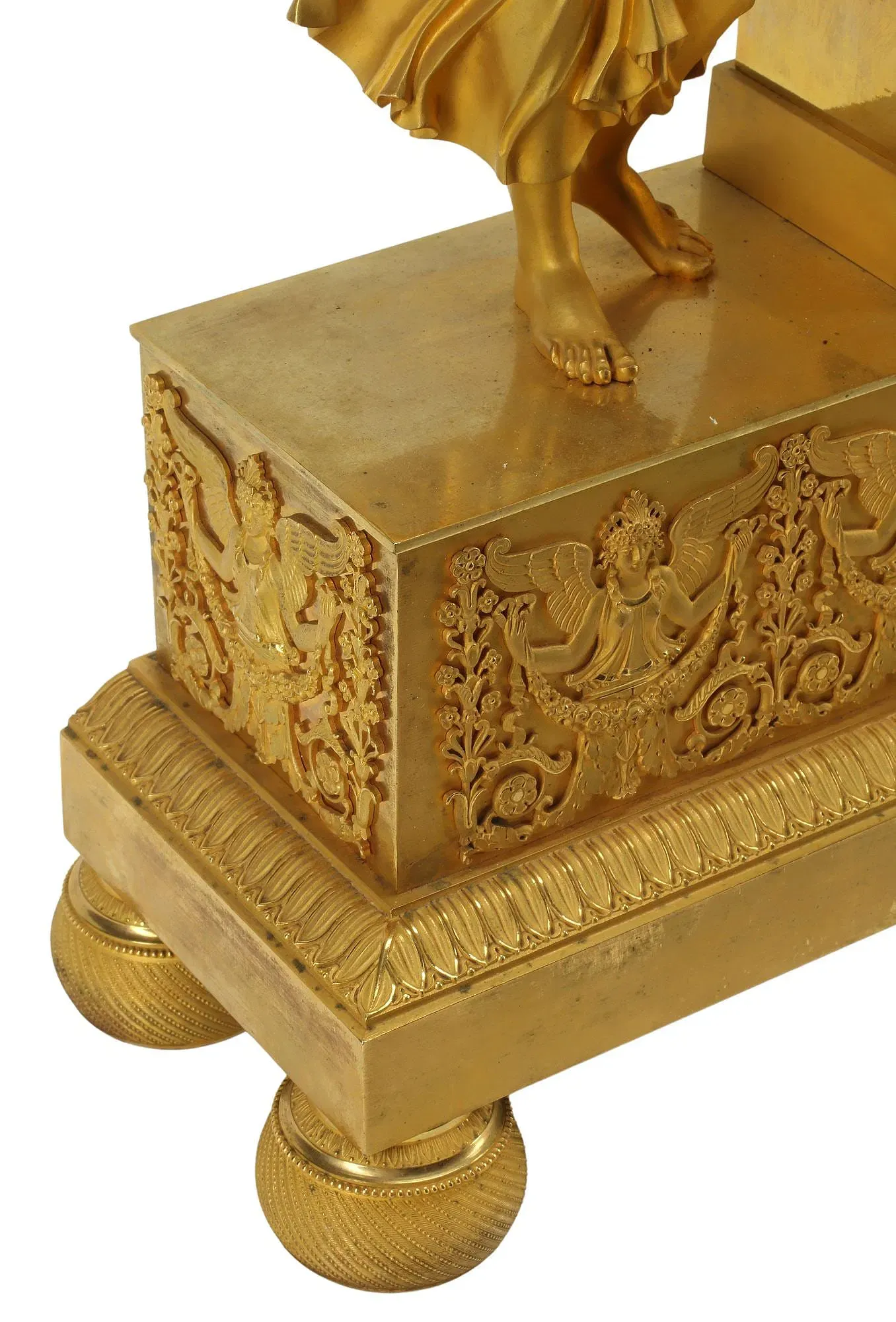French Empire Period Gilt Bronze Figural Mantel Clock thumbnail 5