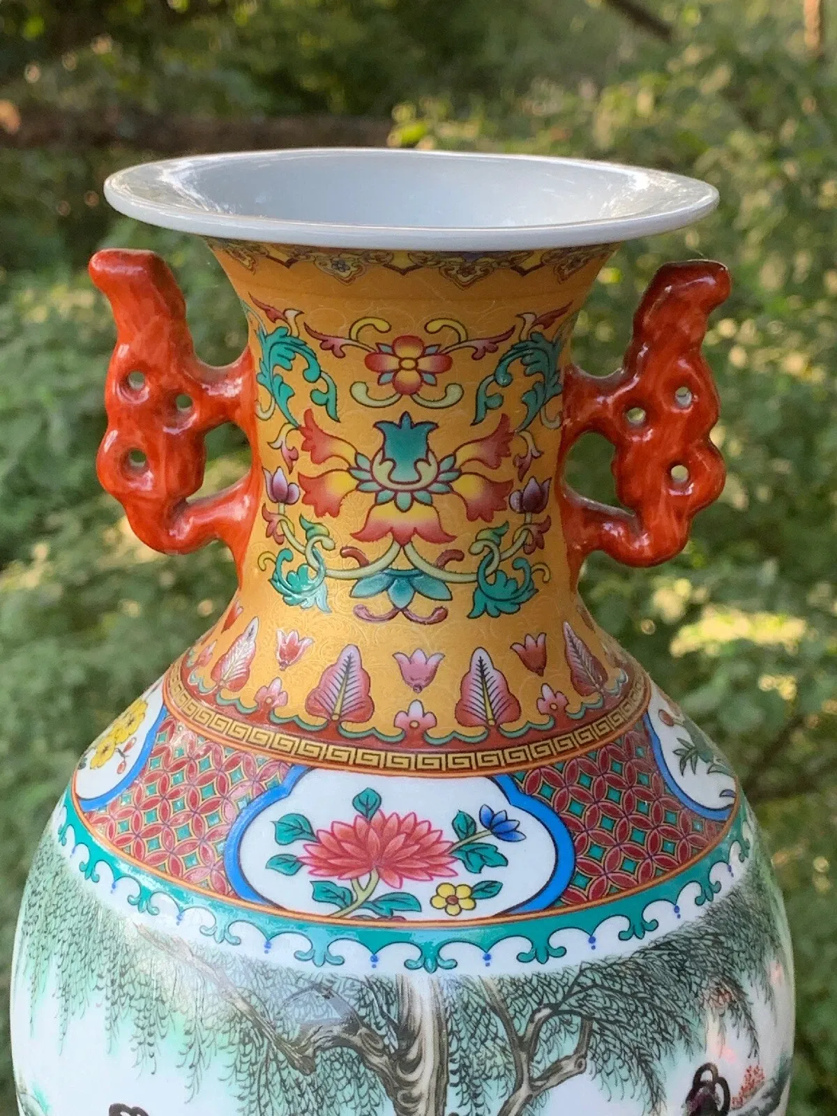 Chinese Famille Rose Style Porcelain Twin-Handled Baluster Vase thumbnail 3