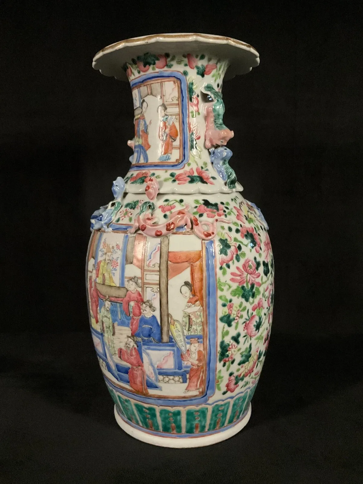 19th Century Chinese Famille Rose Porcelain Vase with Applied Chilong thumbnail 2