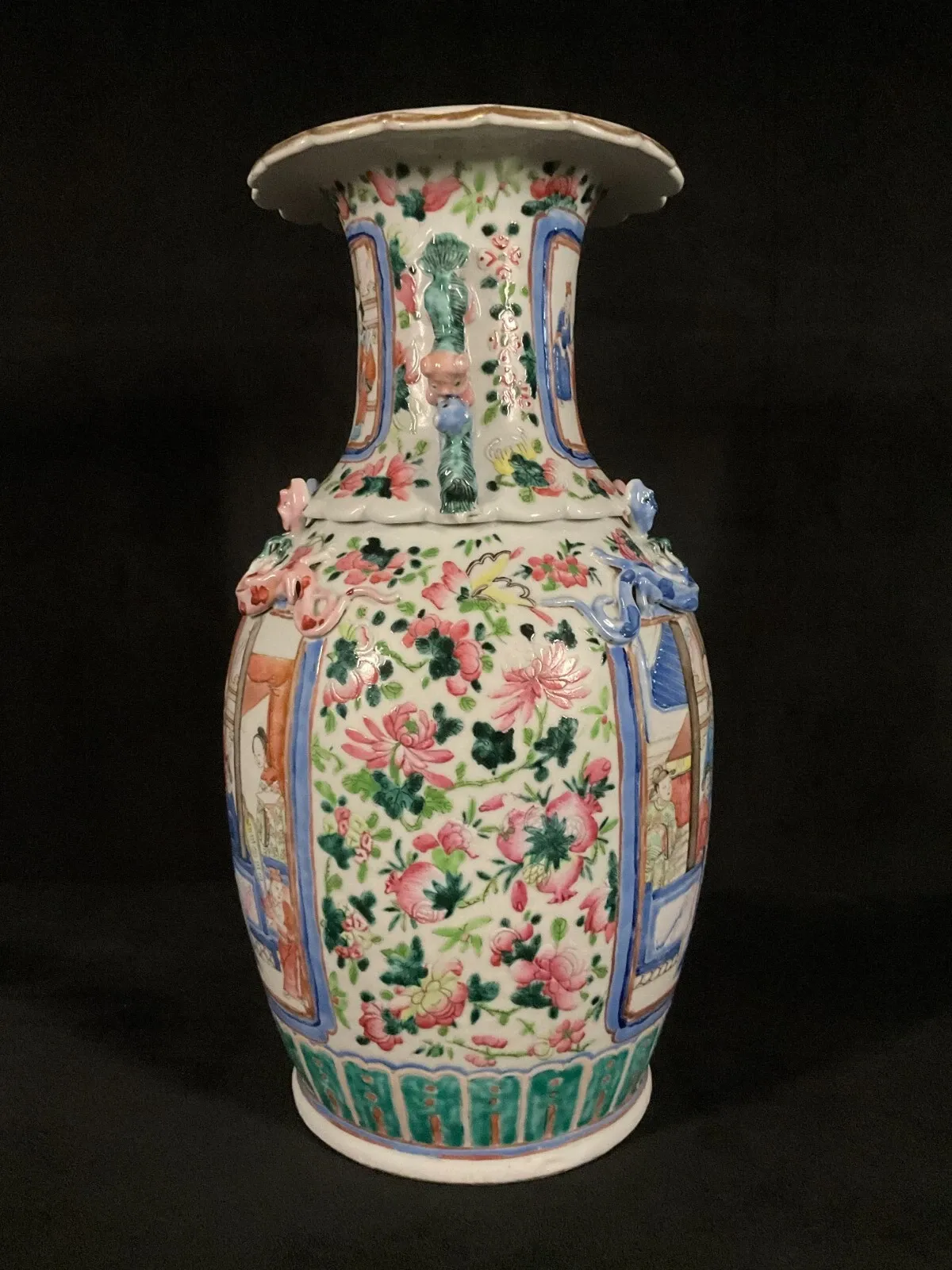 19th Century Chinese Famille Rose Porcelain Vase with Applied Chilong thumbnail 3