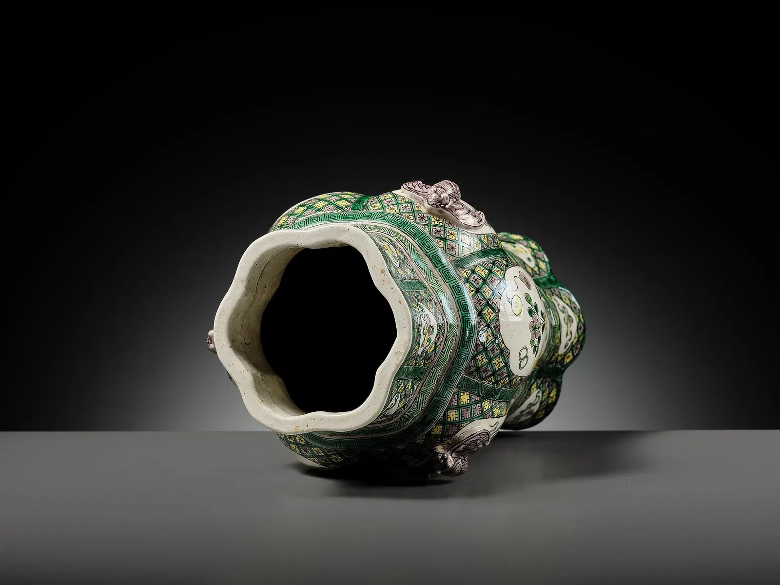 Qing Style Famille Verte Porcelain Dragon Vase with Elephant-Head Handles thumbnail 6