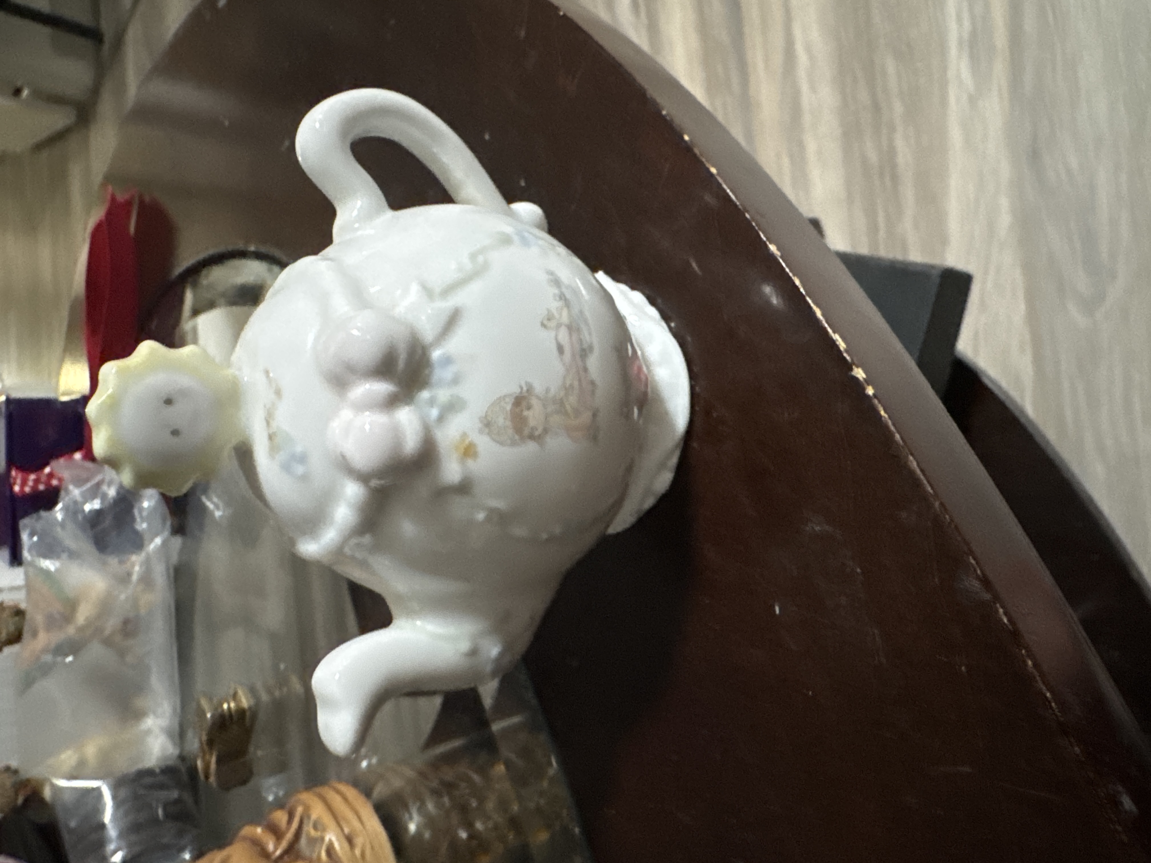 Modern Decorative Ceramic Teapot