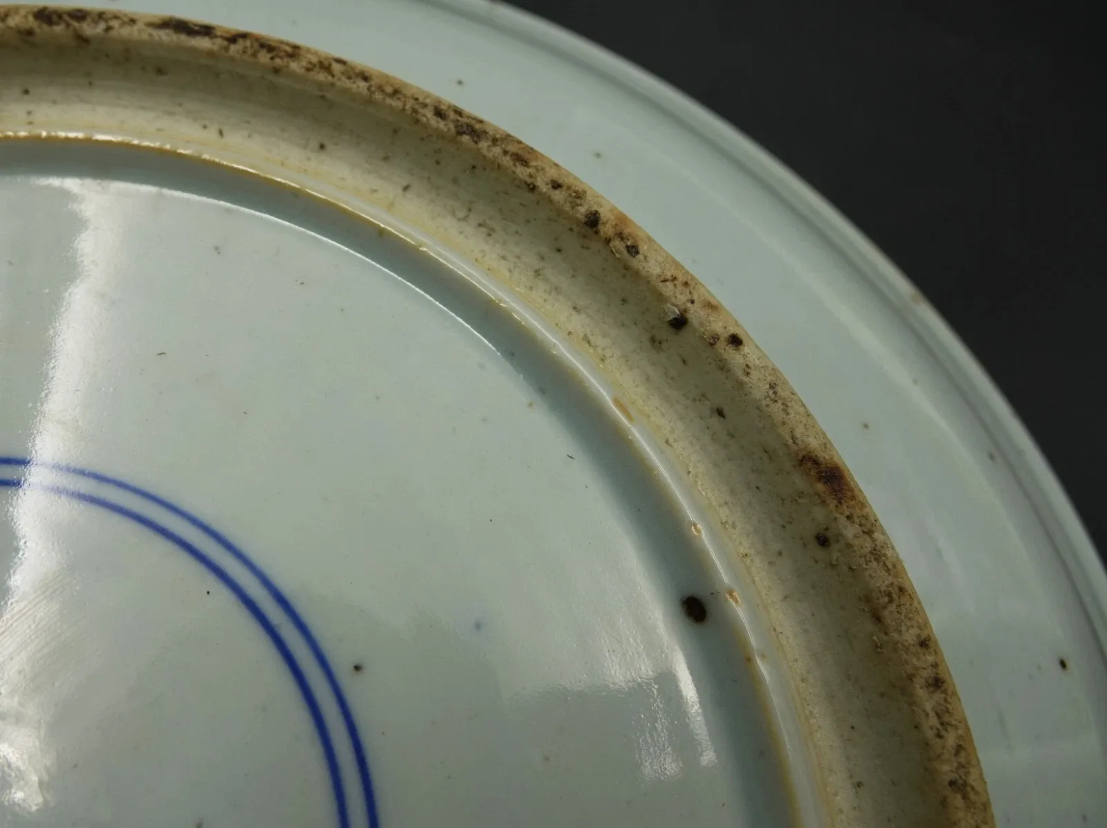 Chinese Famille Verte Style Porcelain Charger with Ladies and Boys thumbnail 6