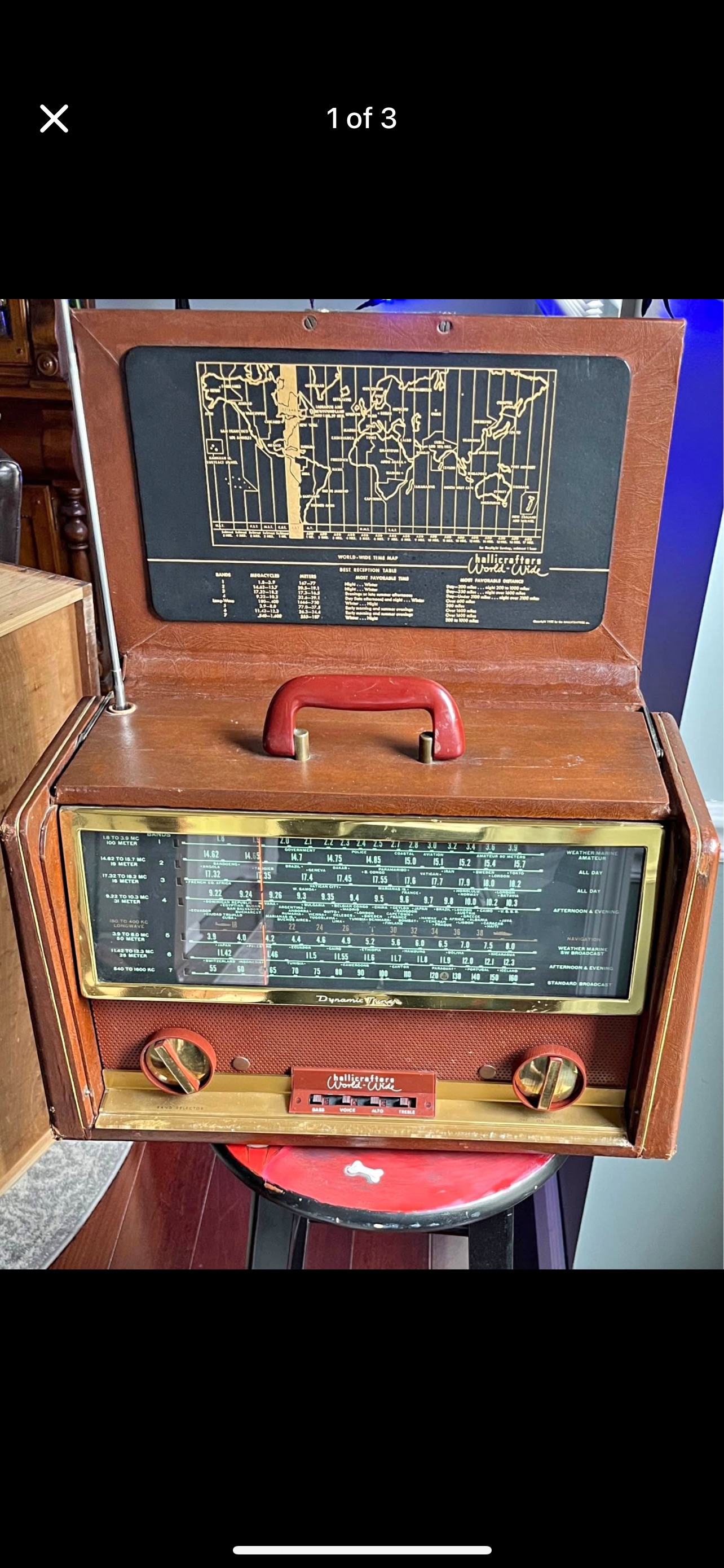 Mid-Century American Hallicrafters World-Wide Dynamic Tuner Portable Radio