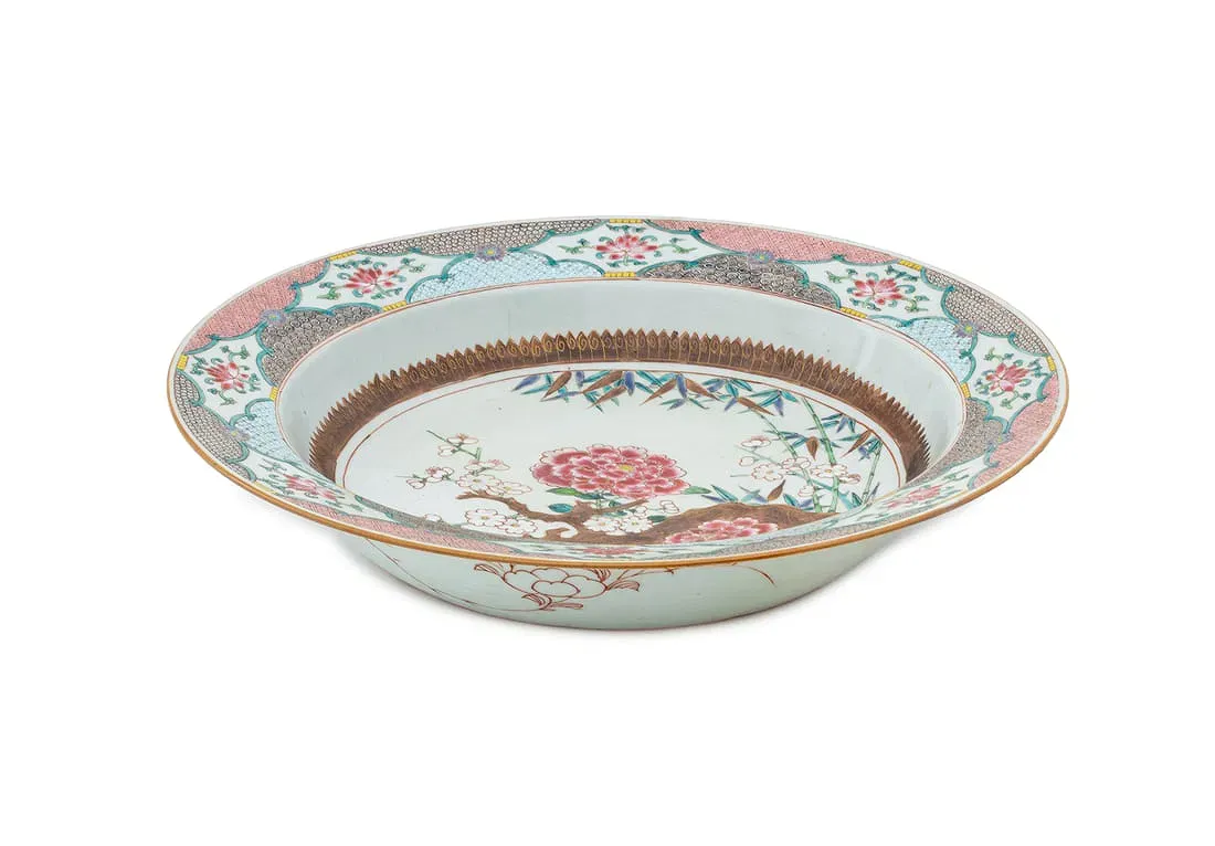 Qing Style Famille Rose Porcelain Charger thumbnail 2