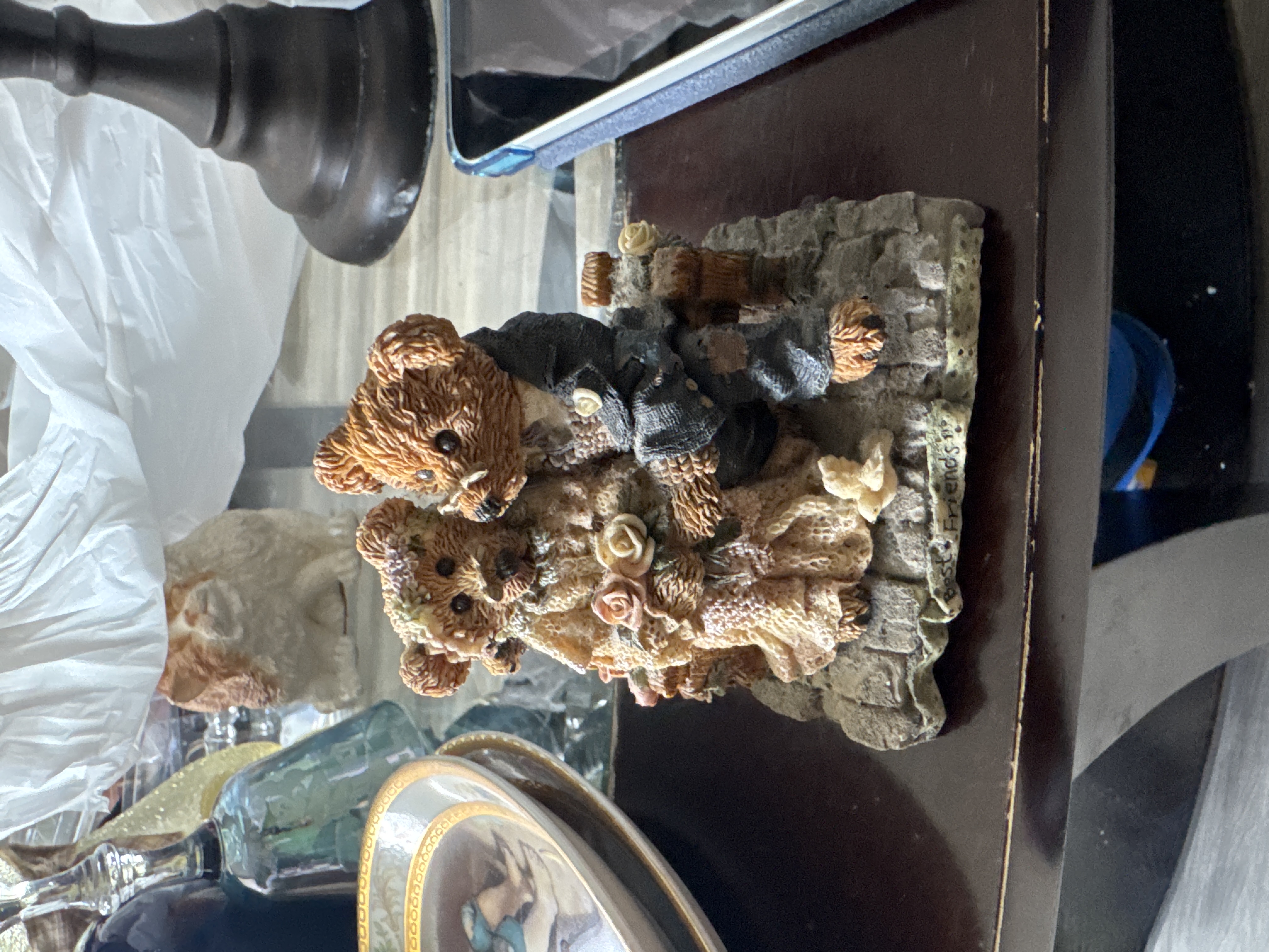 Figurine of Best Friends Bears
