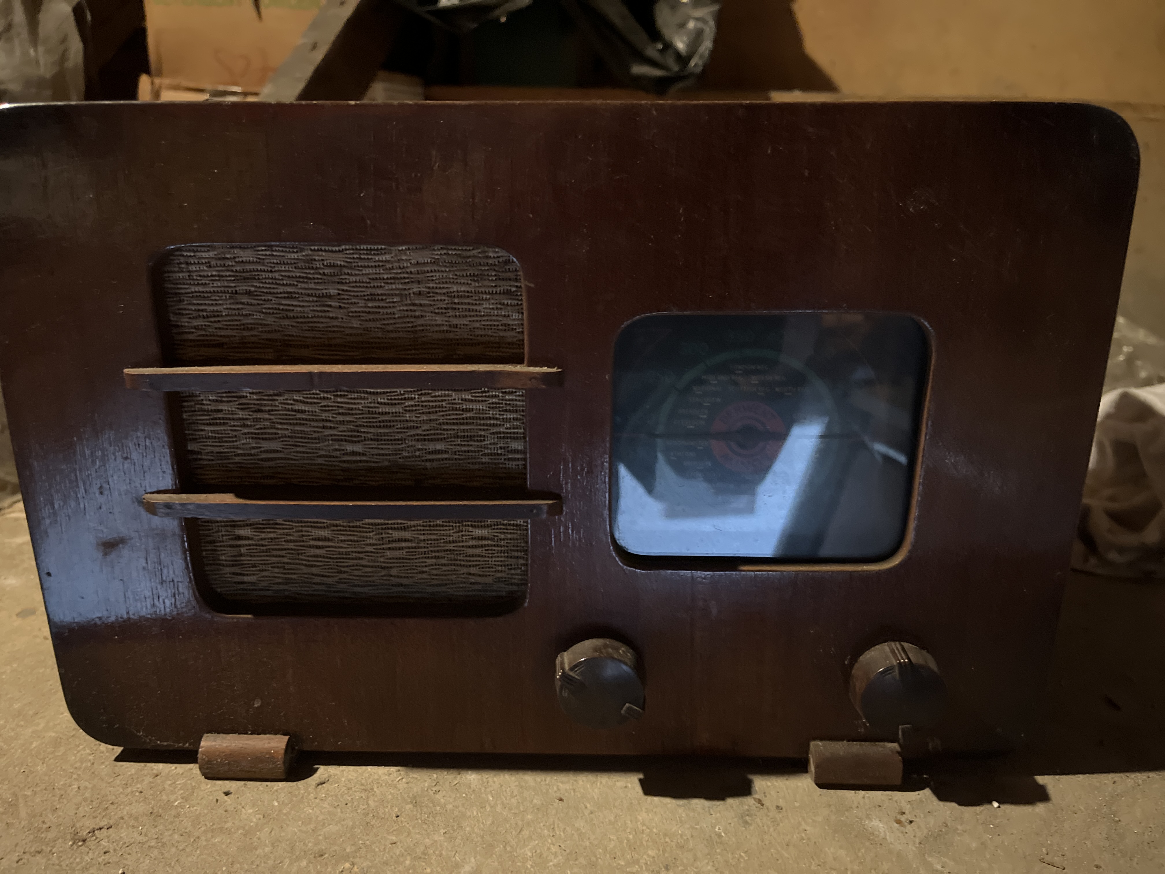 American Art Deco Period Walnut Tabletop Tube Radio