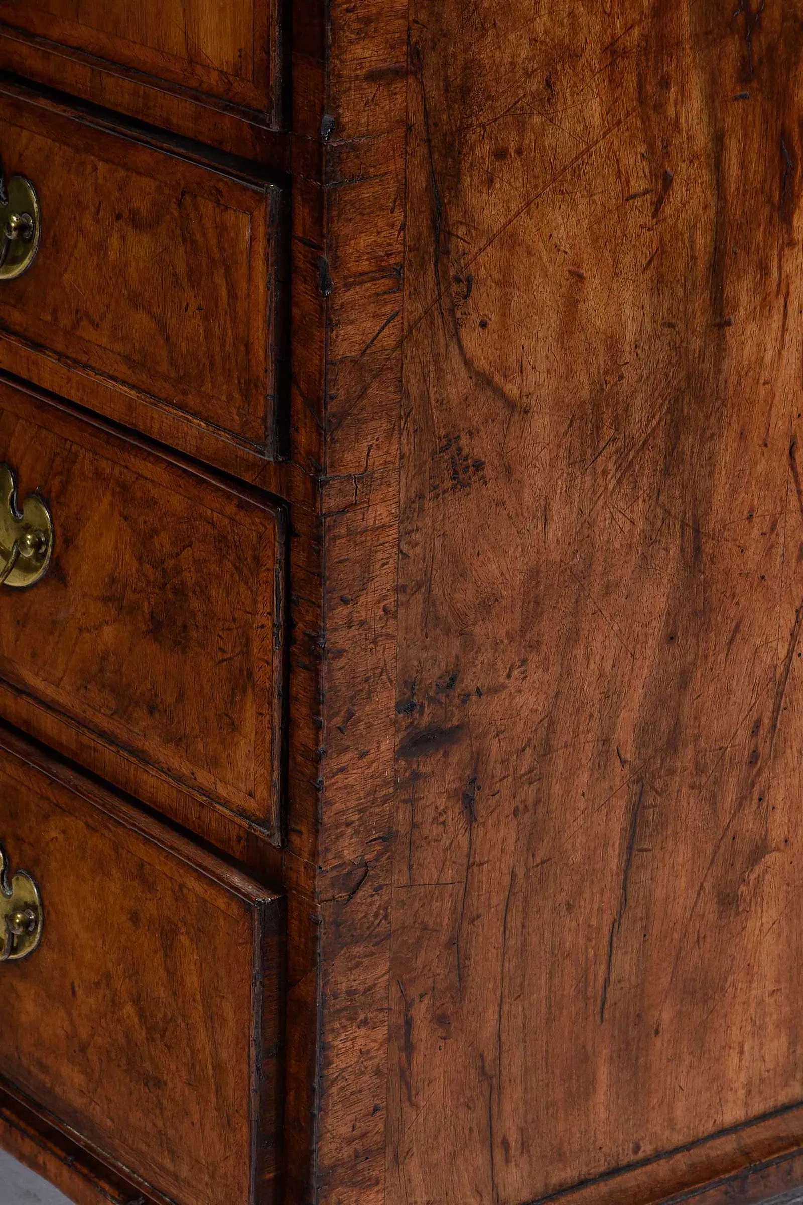 Georgian Period Walnut Bachelor's Chest