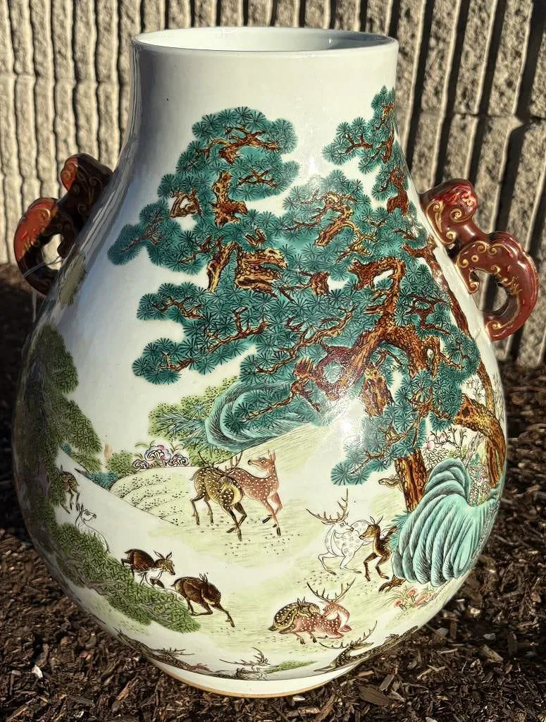 Qing Style Famille Verte Porcelain Vase with Deer Landscape thumbnail 3