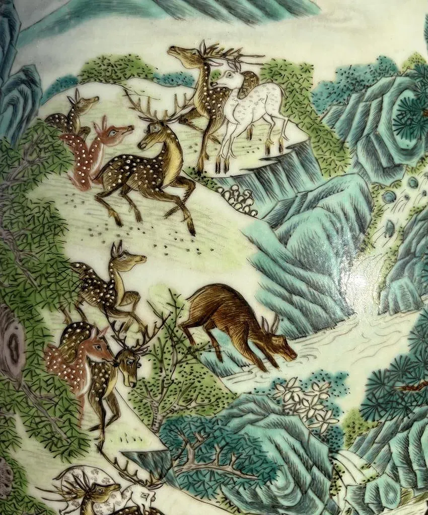 Qing Style Famille Verte Porcelain Vase with Deer Landscape thumbnail 6