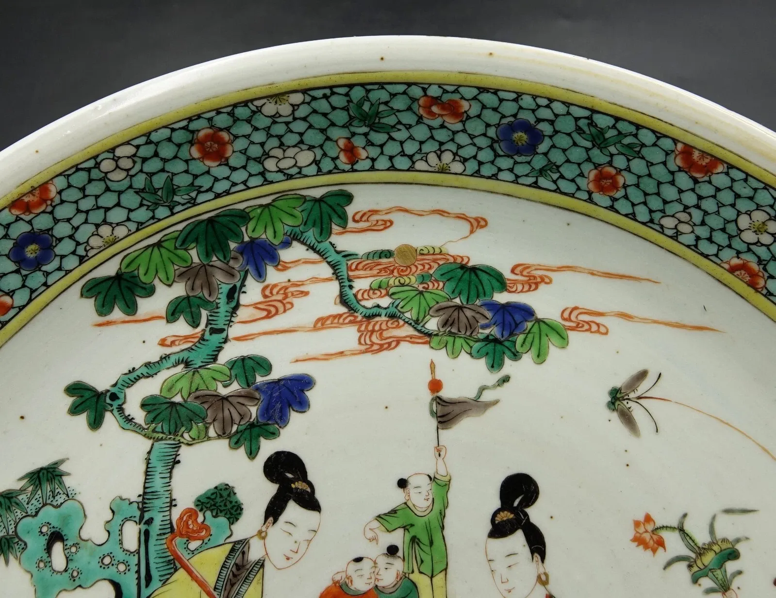 Qing Style Chinese Famille Verte Charger thumbnail 3