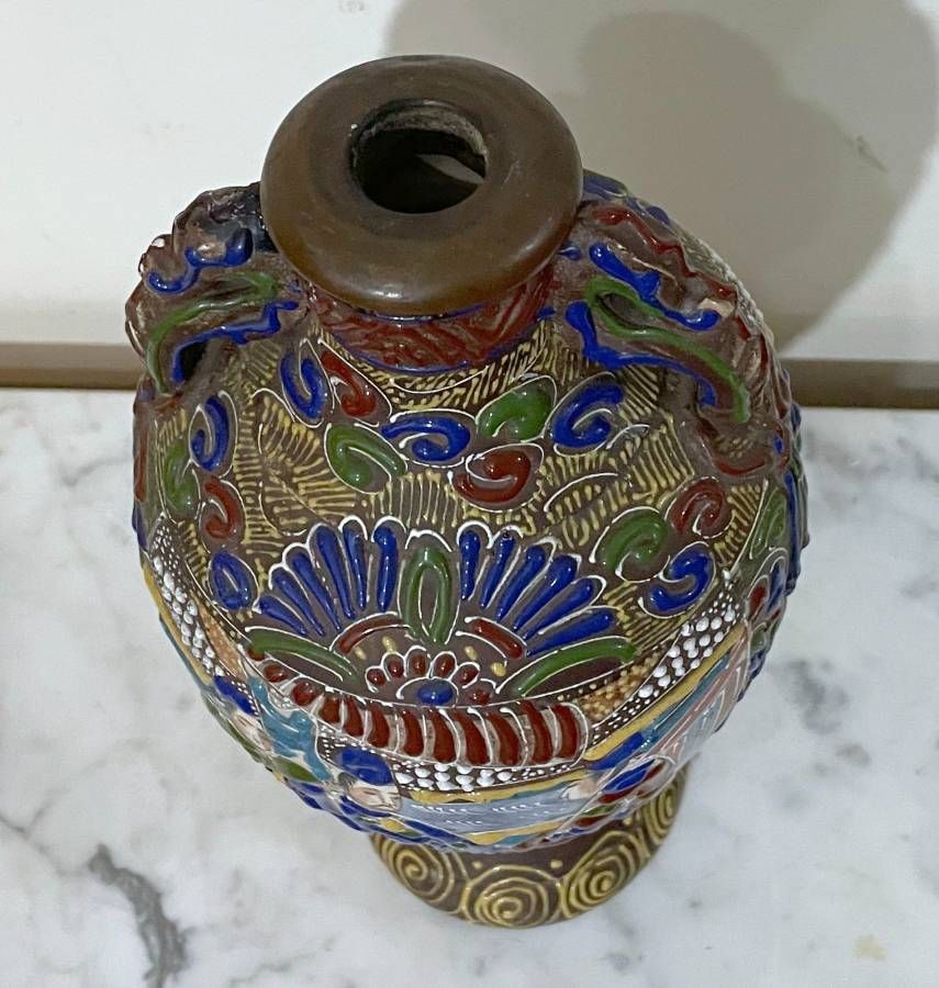 Japanese Satsuma Style Earthenware Double-Handled Vase thumbnail 3