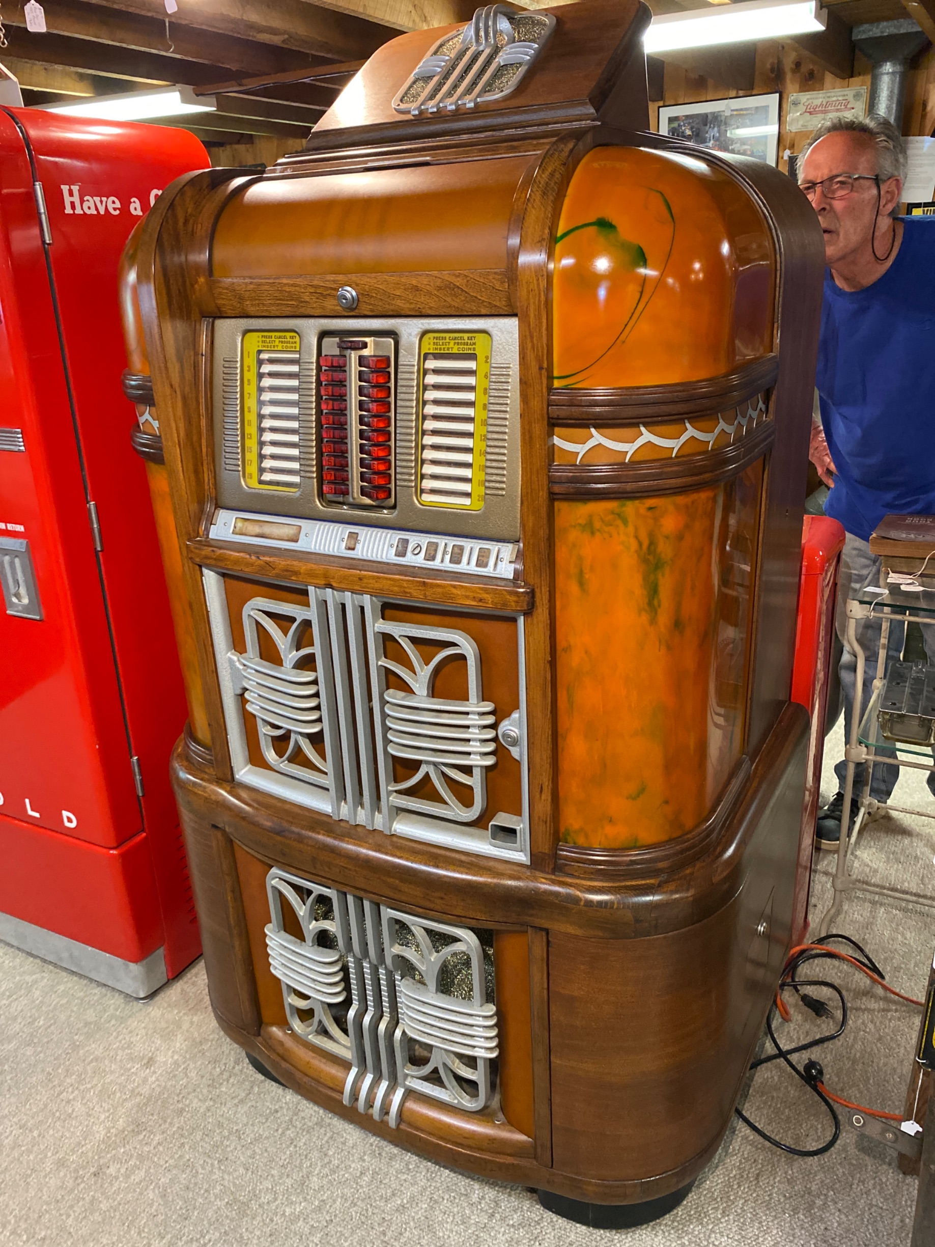Rock-Ola Model SUP-4 Series D Art Deco Jukebox
