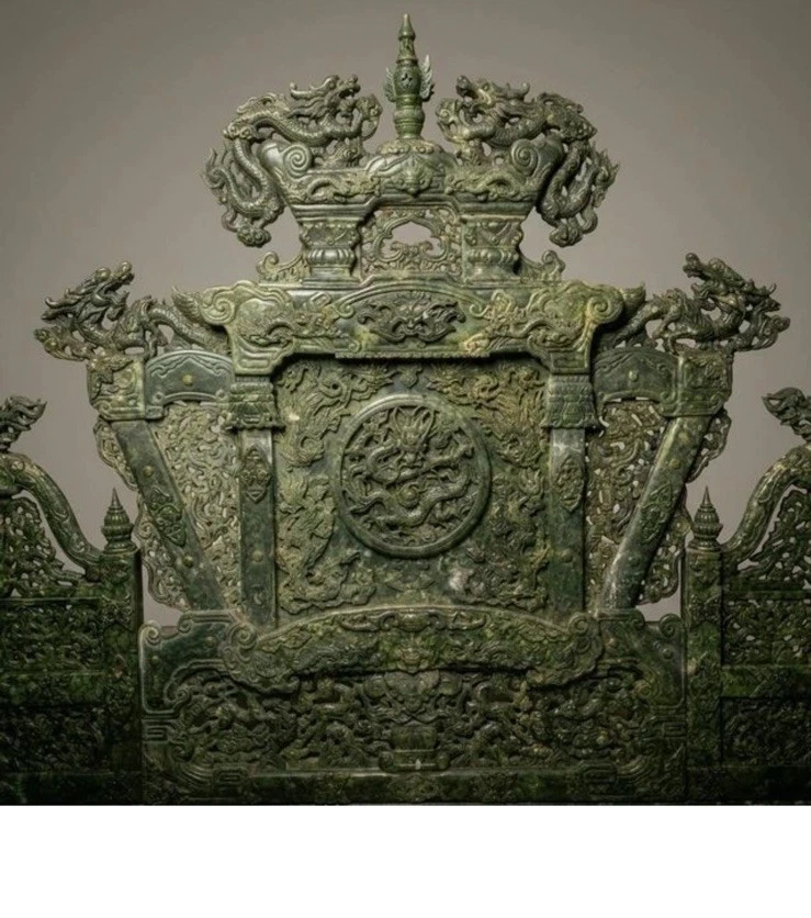 Chinese Qing Dynasty Style Carved Jade Bed thumbnail 2