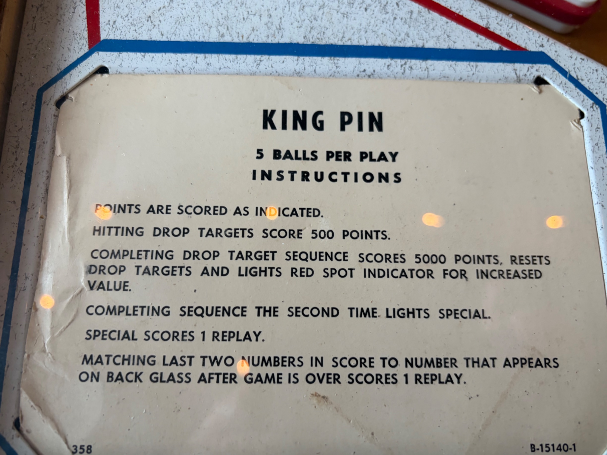 American 1970s D. Gottlieb & Co. Electro-Mechanical Pinball Machine "King Pin" thumbnail 12