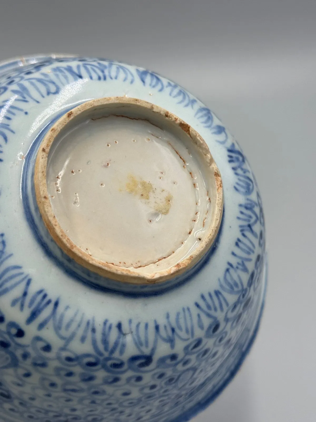 Ming Style Chinese Blue and White Porcelain Bowl thumbnail 5