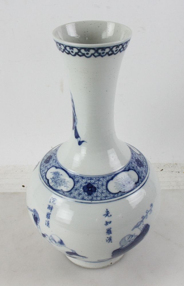 Kangxi Style Blue and White Porcelain Vase thumbnail 3