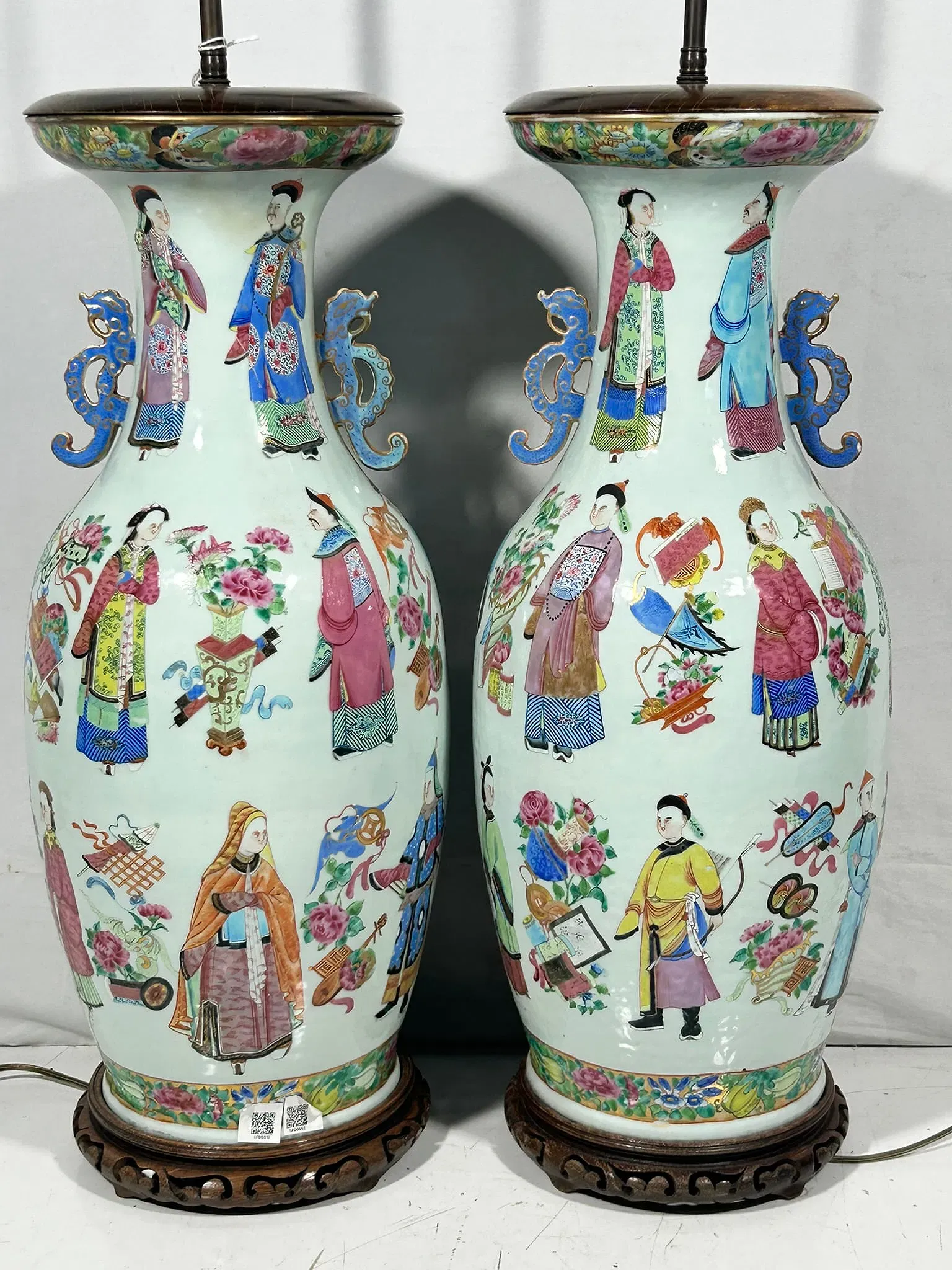 Chinese Famille Rose Style Porcelain Vase Table Lamps, Pair thumbnail 8