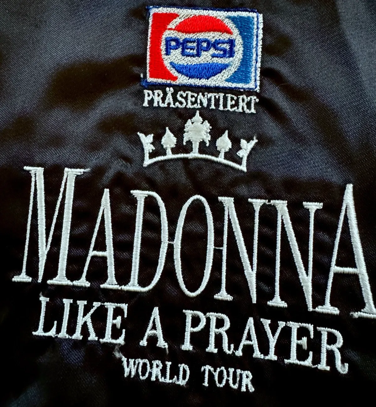 1989 Madonna ‘Like A Prayer’ Pepsi Promotional Nylon Tour Jacket thumbnail 3