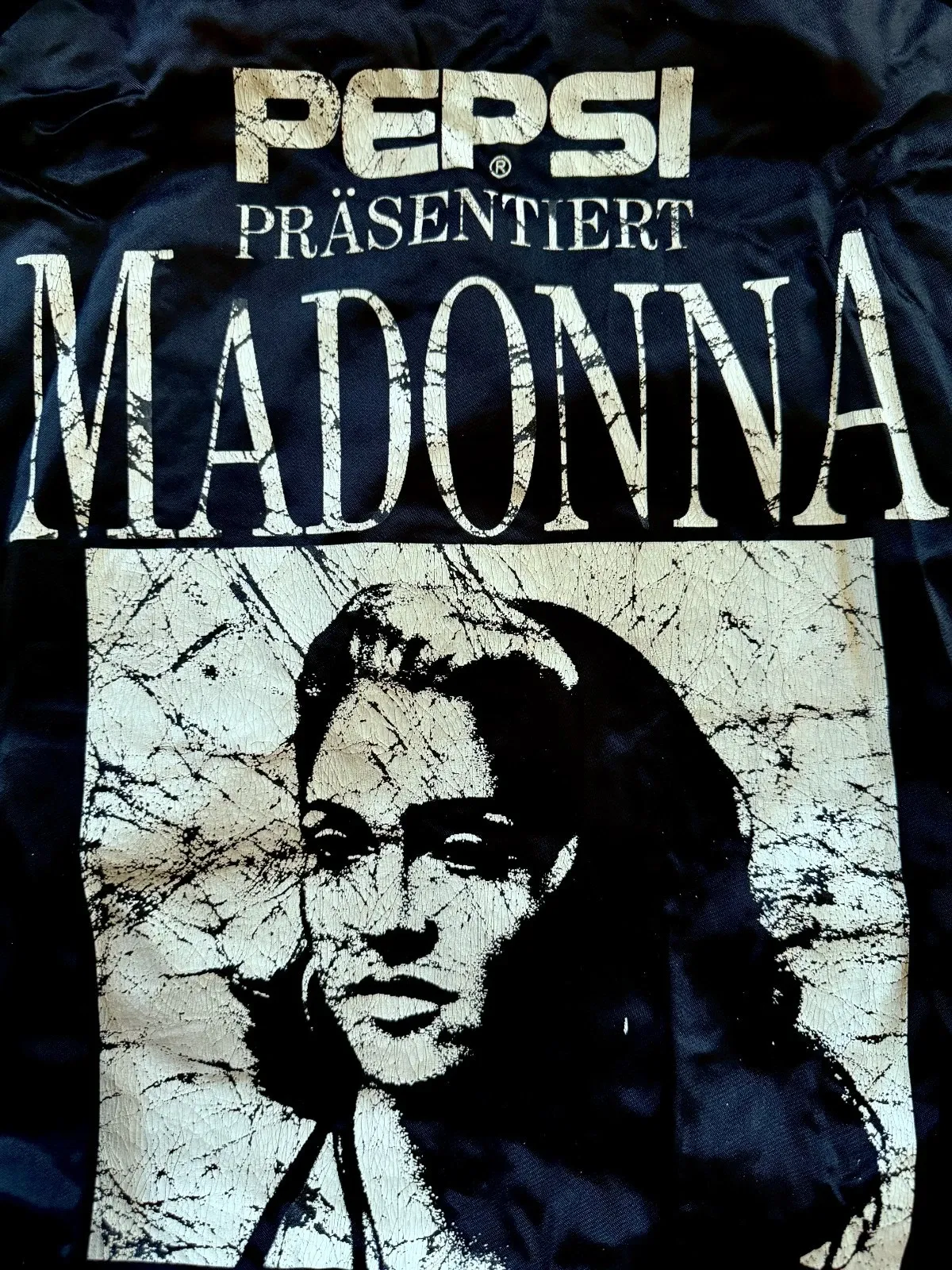 1989 Madonna ‘Like A Prayer’ Pepsi Promotional Nylon Tour Jacket thumbnail 7