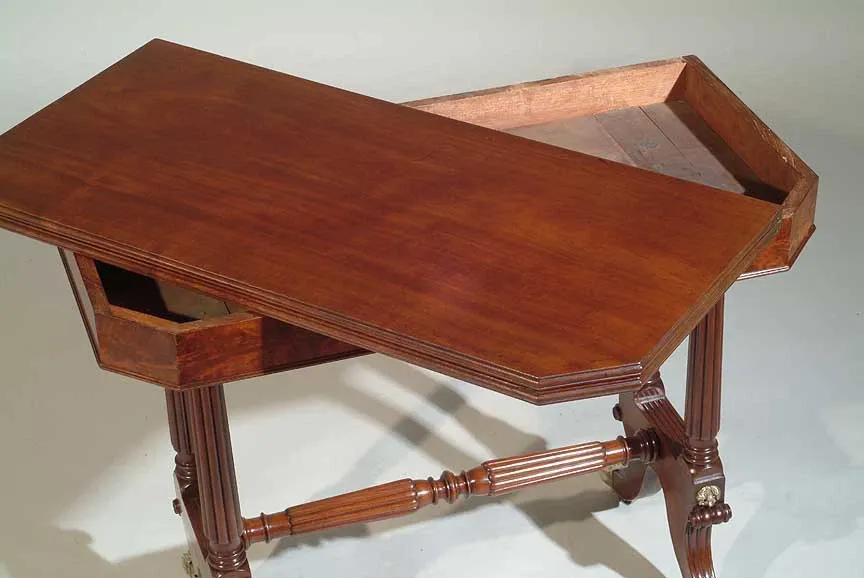 American Federal Period Mahogany Gaming / Card Table thumbnail 5