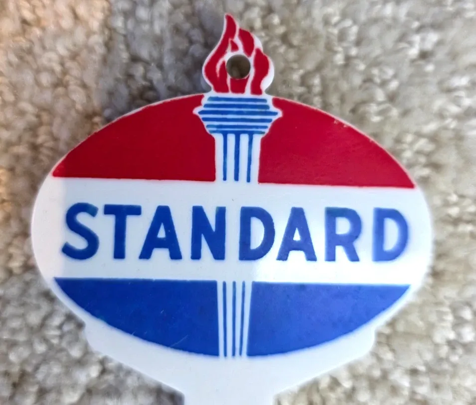 Mid-Century American Oil Company Advertising Thermometers (Gulf, Texaco, Standard) thumbnail 5