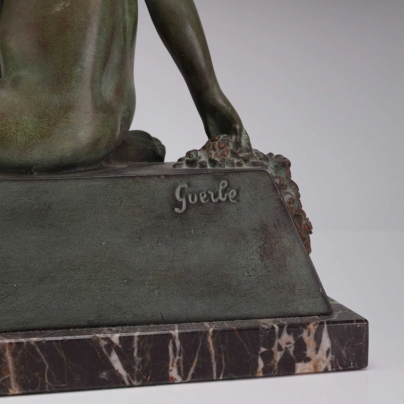 Art Deco Bronze Nude Figure by Guiré thumbnail 4