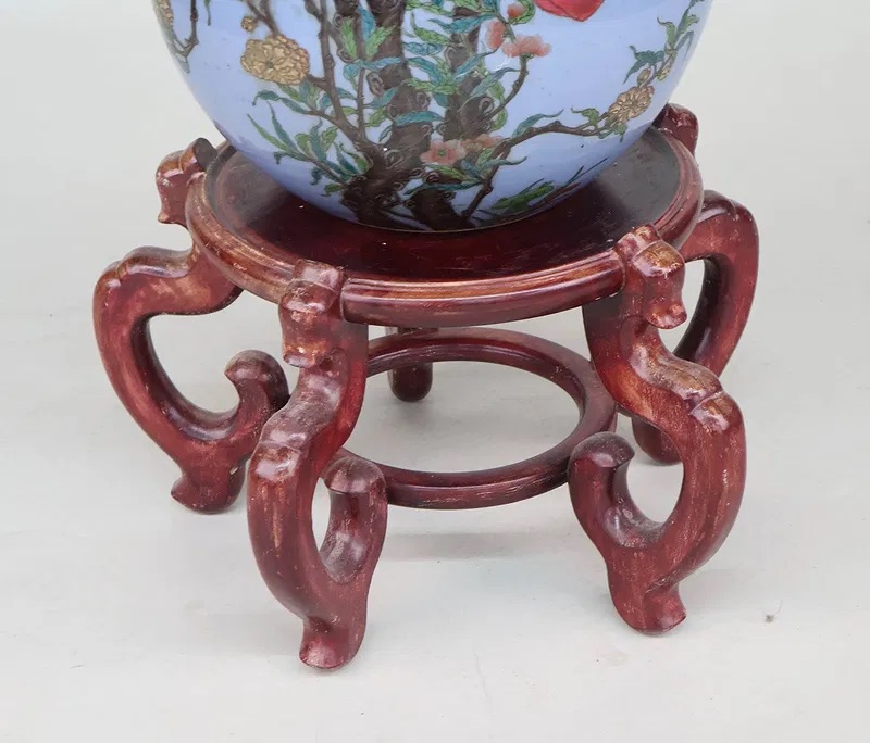 Chinese Qianlong Style Famille Rose Peach Vase thumbnail 2