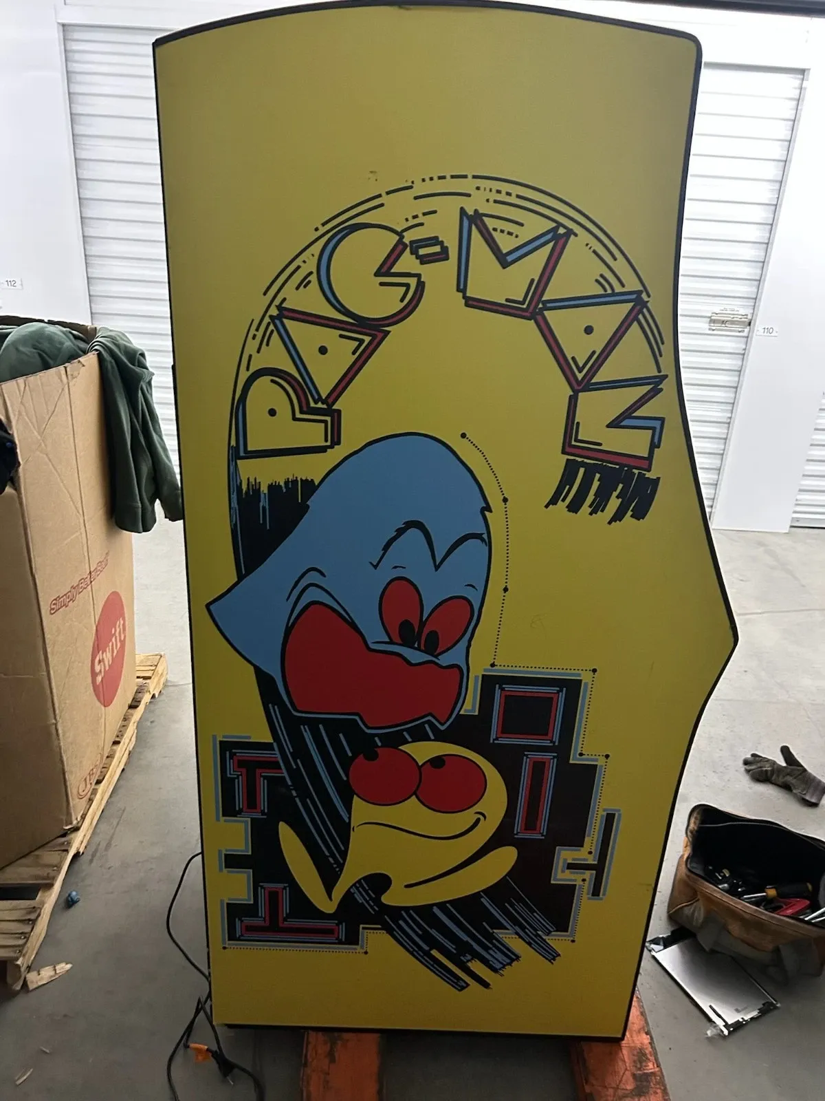 American Golden Age Arcade Period Midway Pac-Man Upright Cabinet thumbnail 4